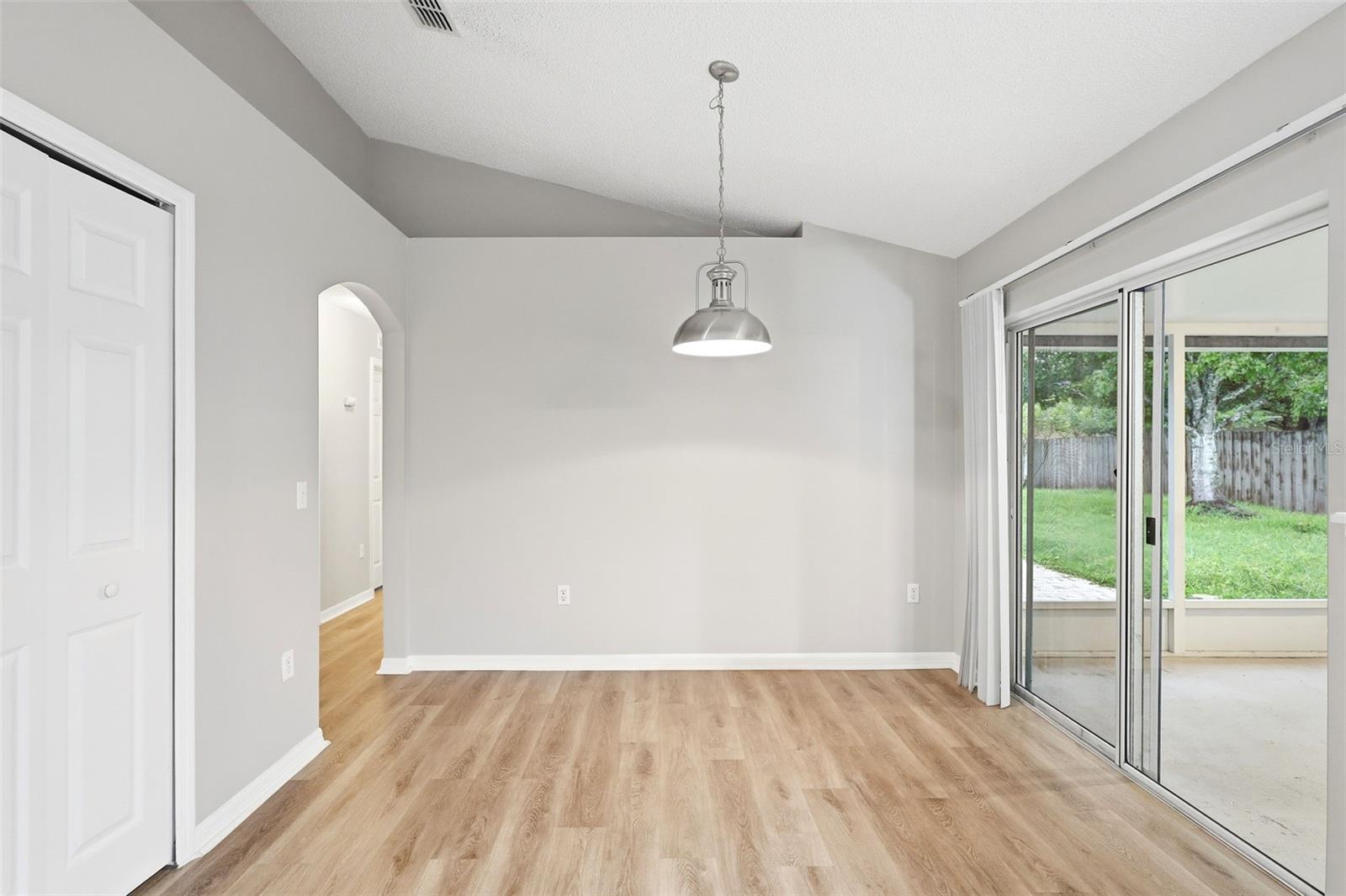 CROWN COLONY SUB - Residential