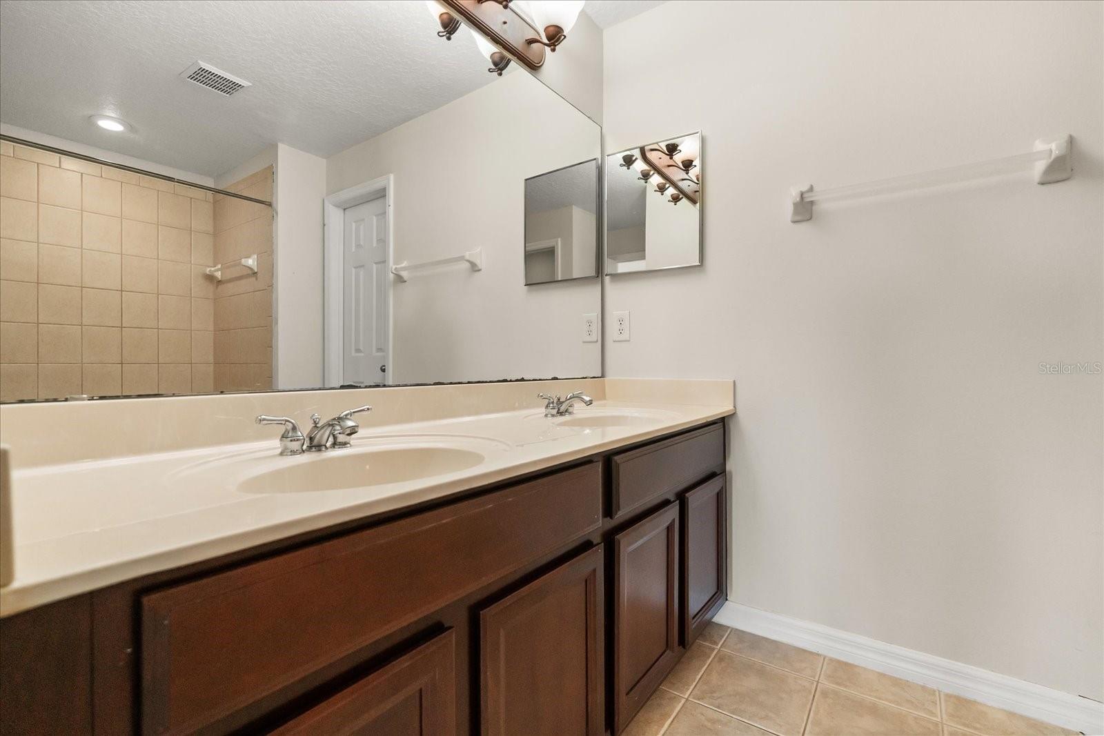 CROWNTREE LAKES 02 & 03 - Residential