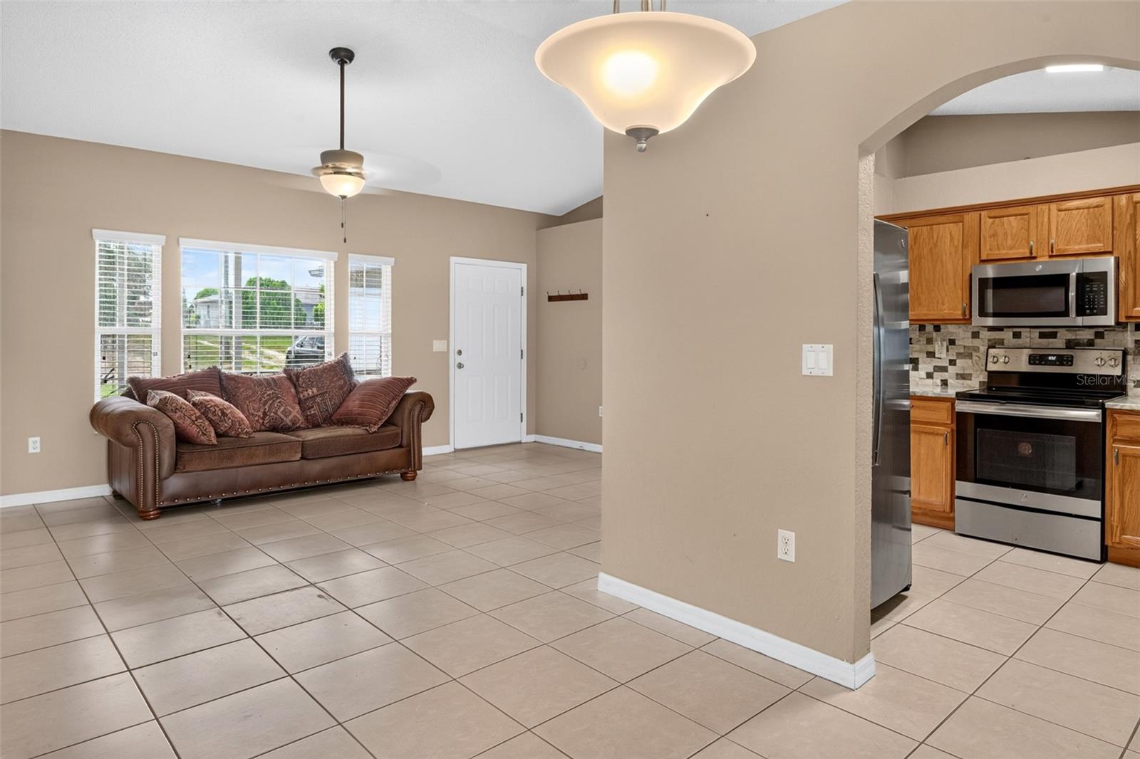 SPRING HILL - Residential
