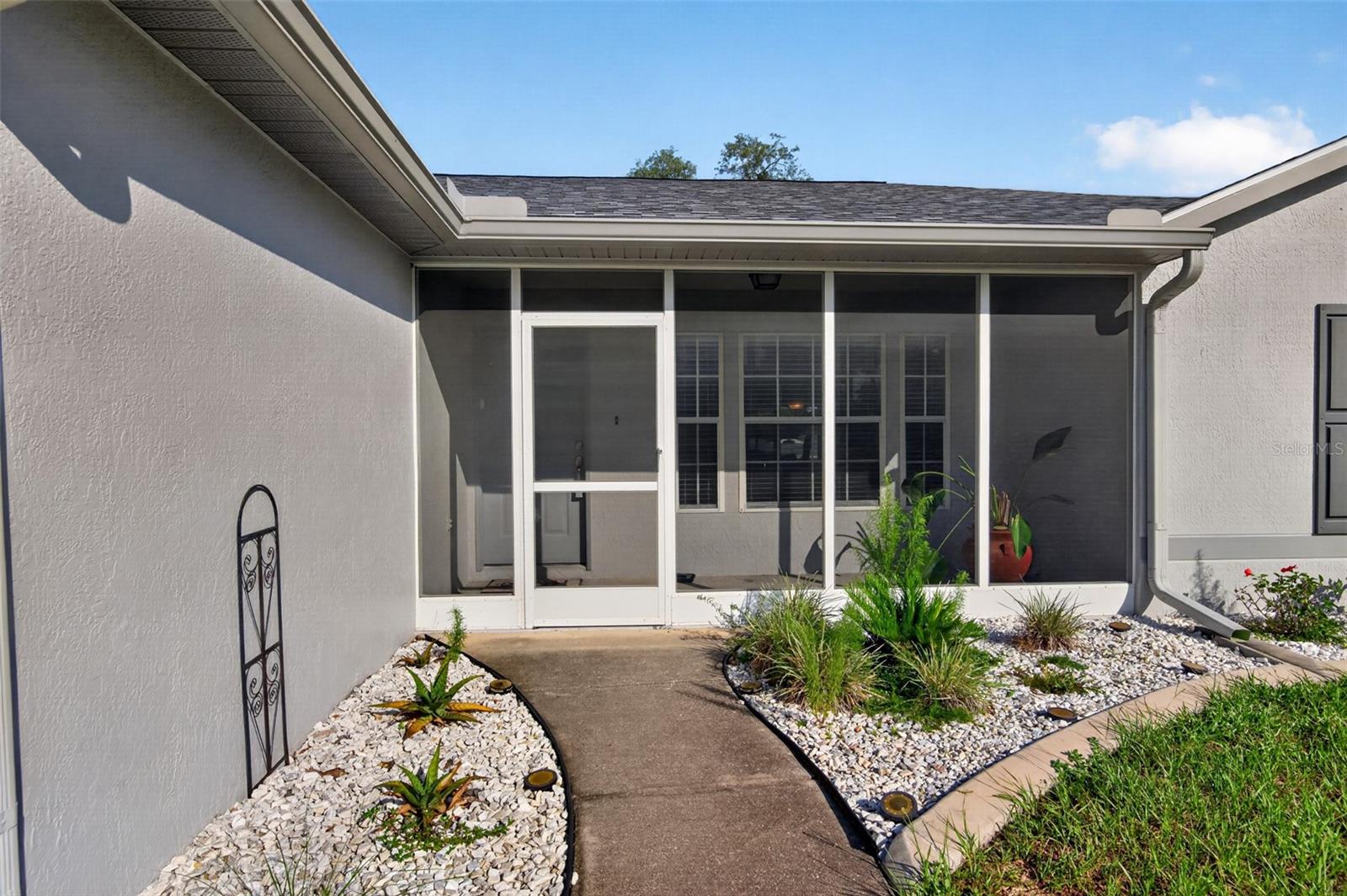 SPRING HILL - Residential