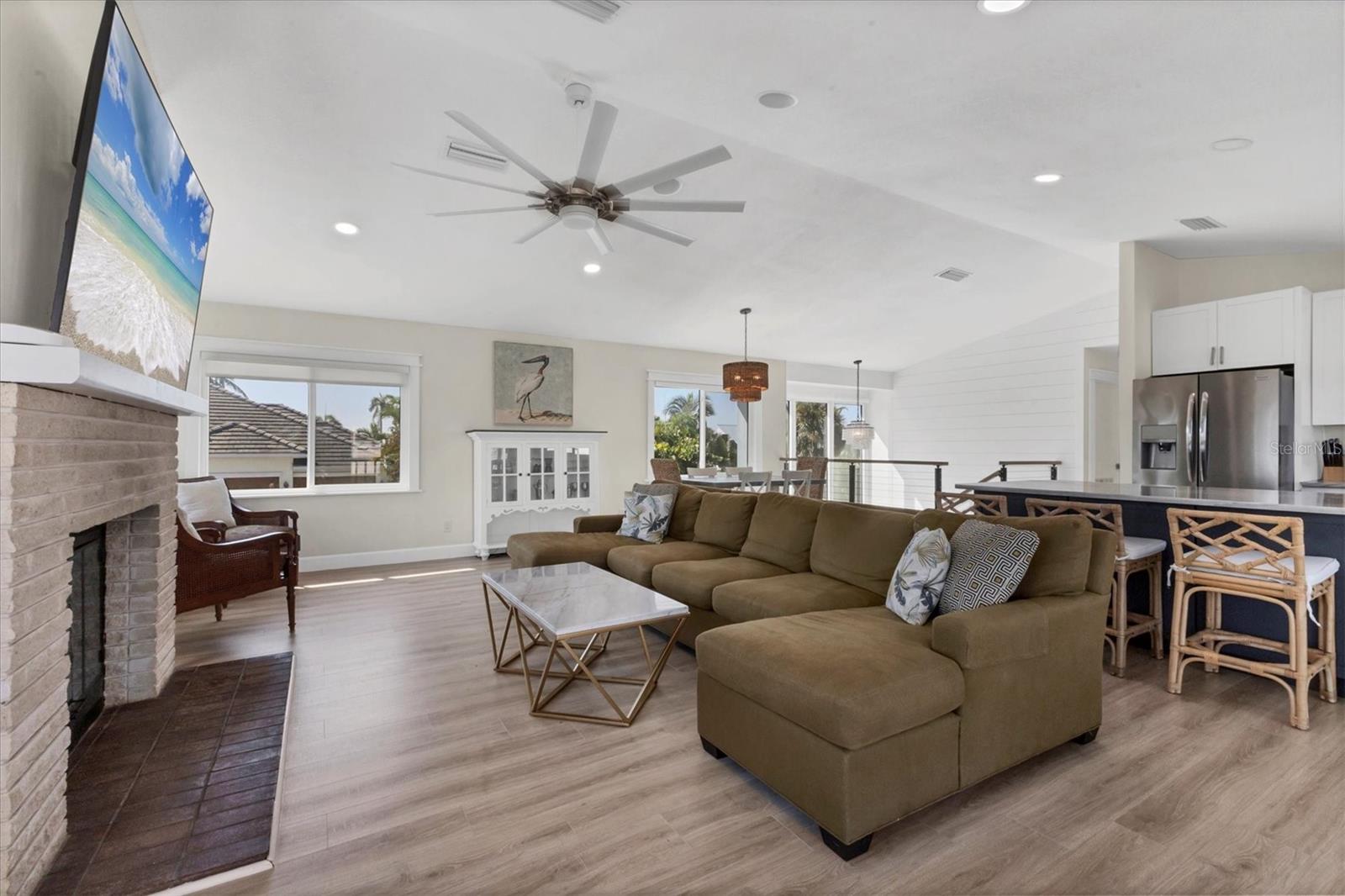 LONGBOAT KEY - Residential