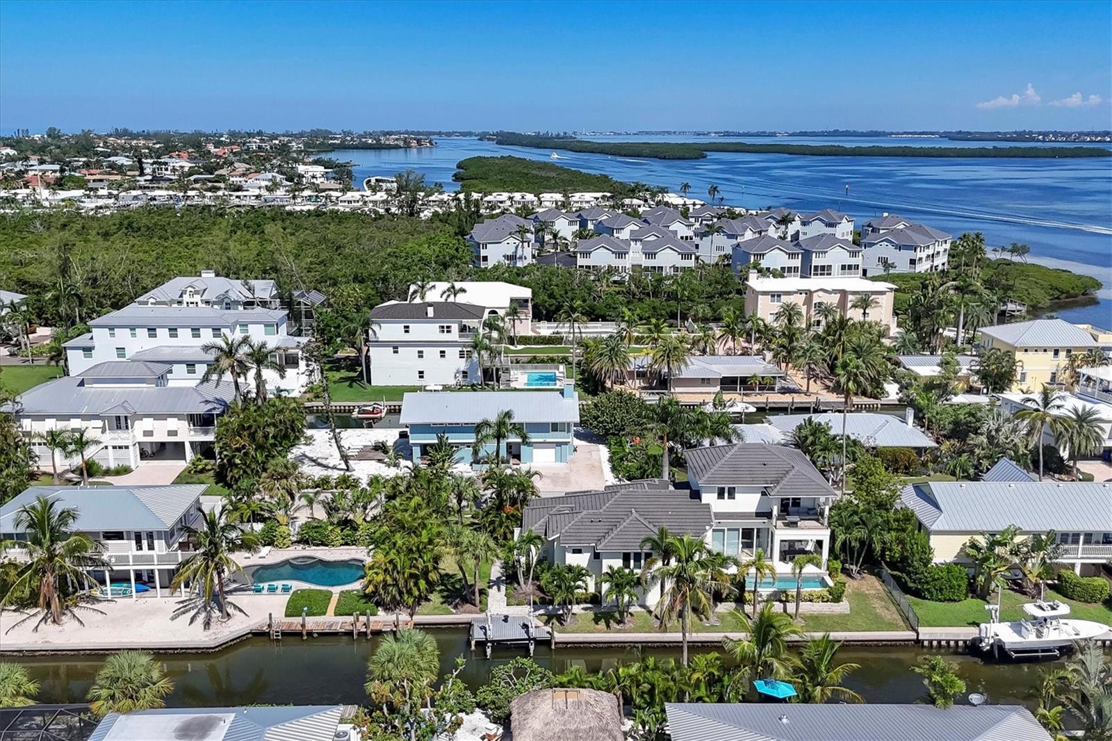 LONGBOAT KEY - Residential