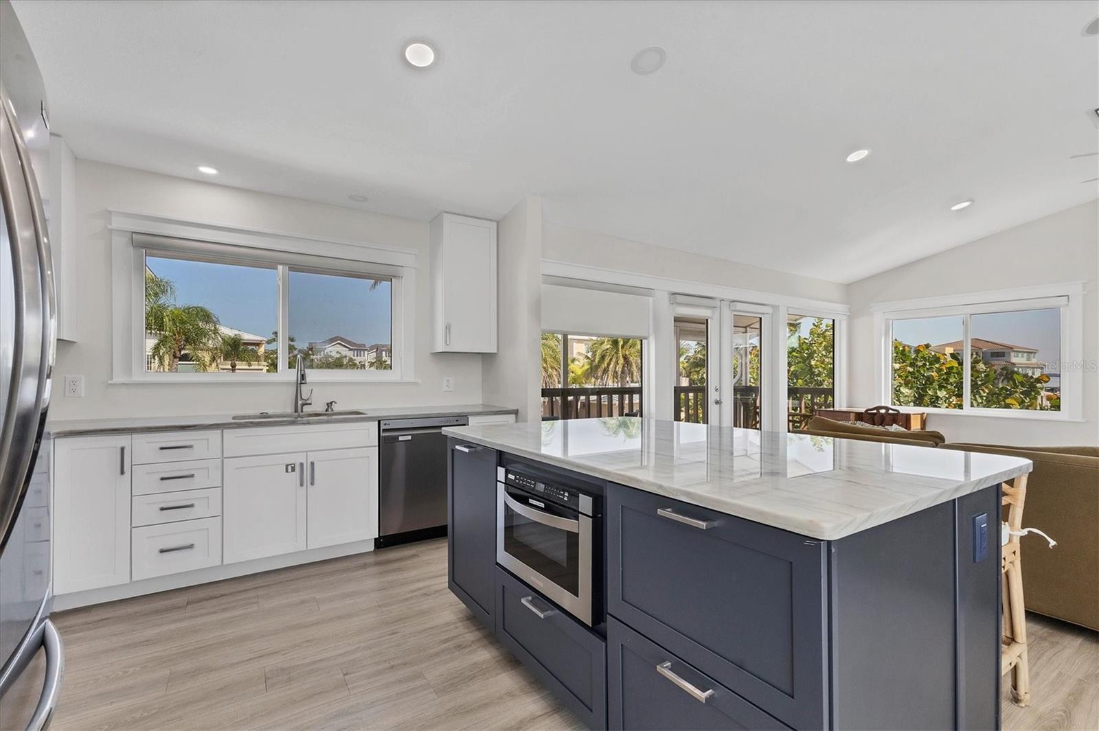 LONGBOAT KEY - Residential