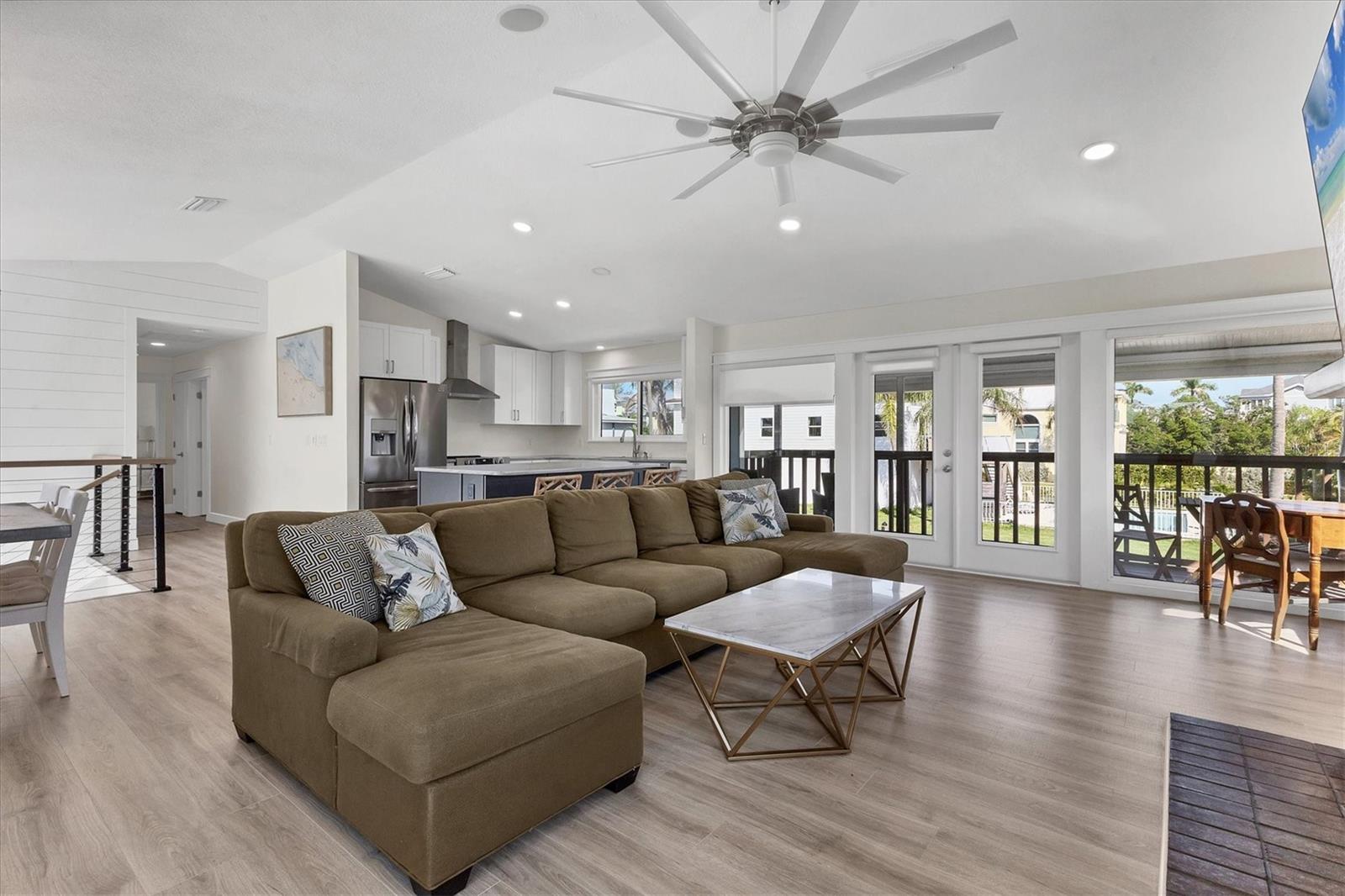 LONGBOAT KEY - Residential