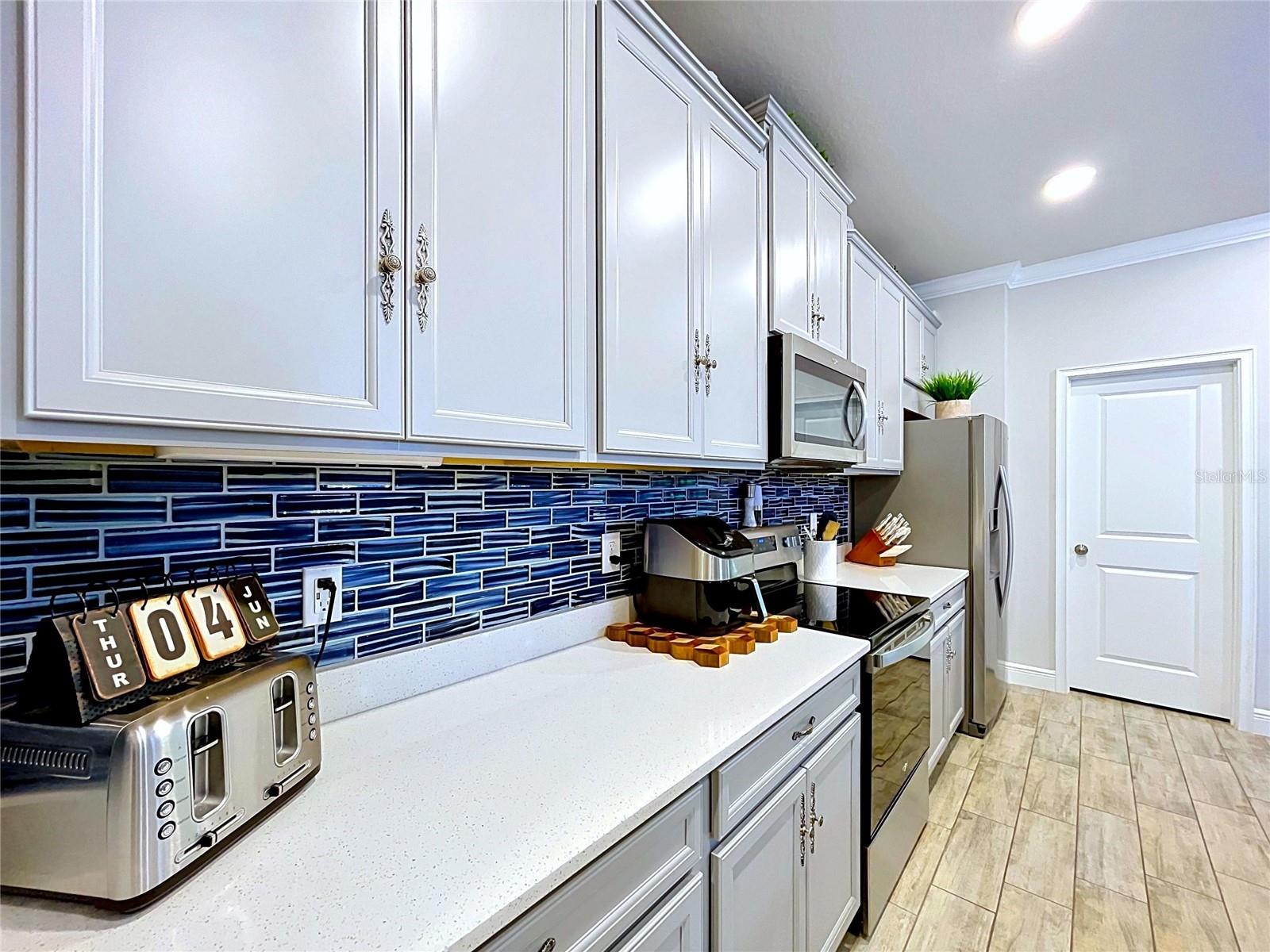 SONATA - AVEA POINTE - Residential