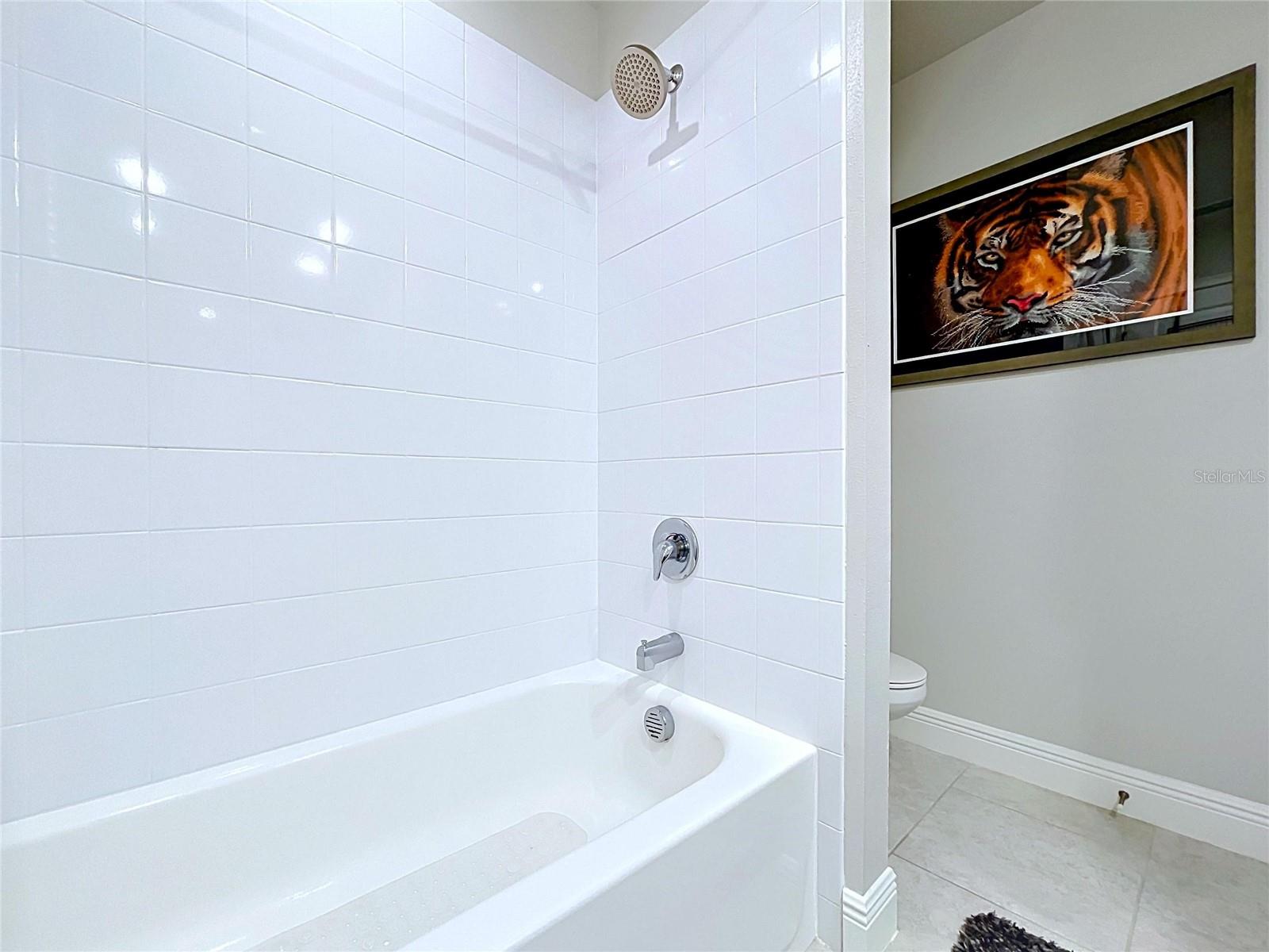 SONATA - AVEA POINTE - Residential