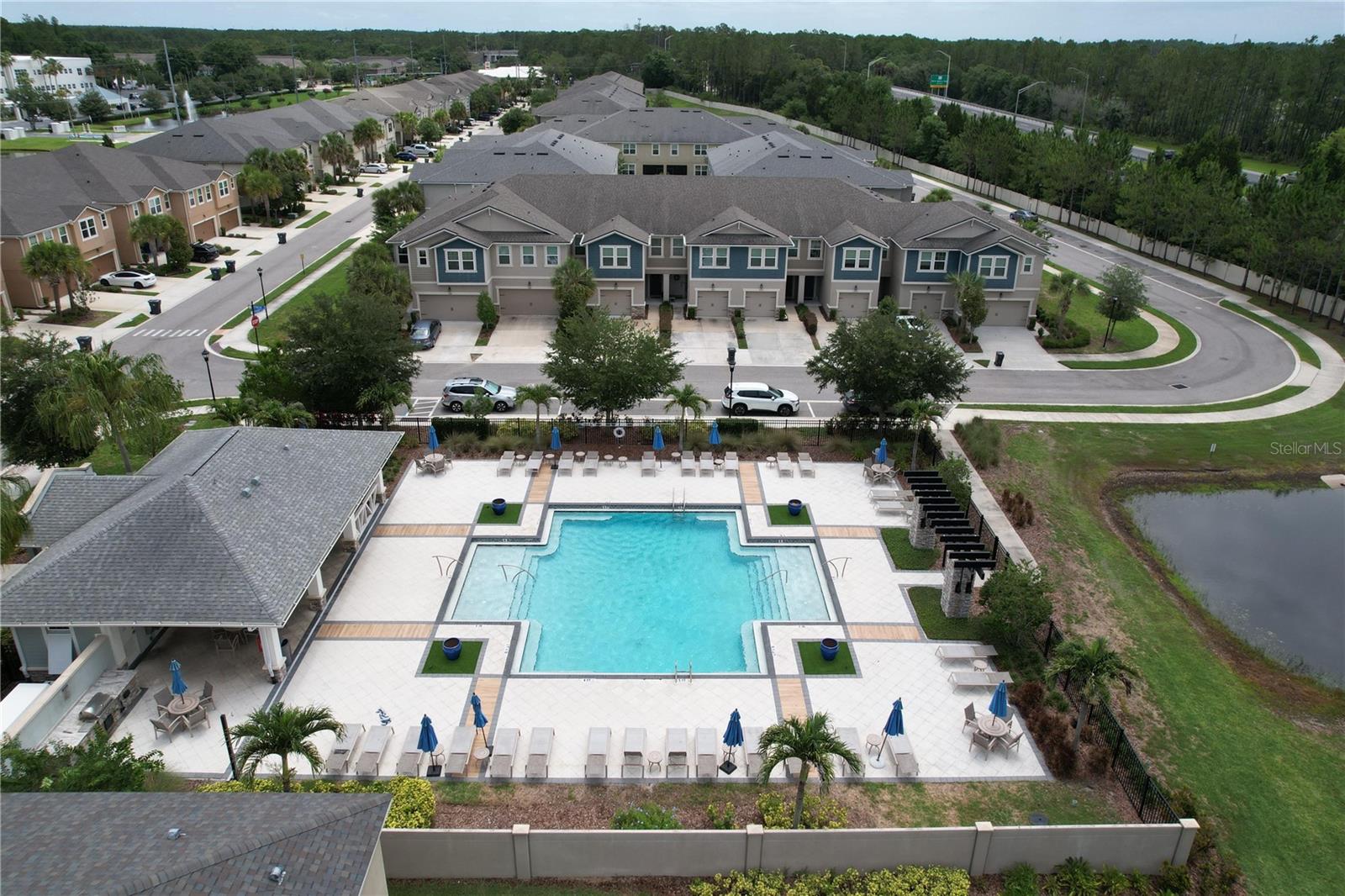 SONATA - AVEA POINTE - Residential