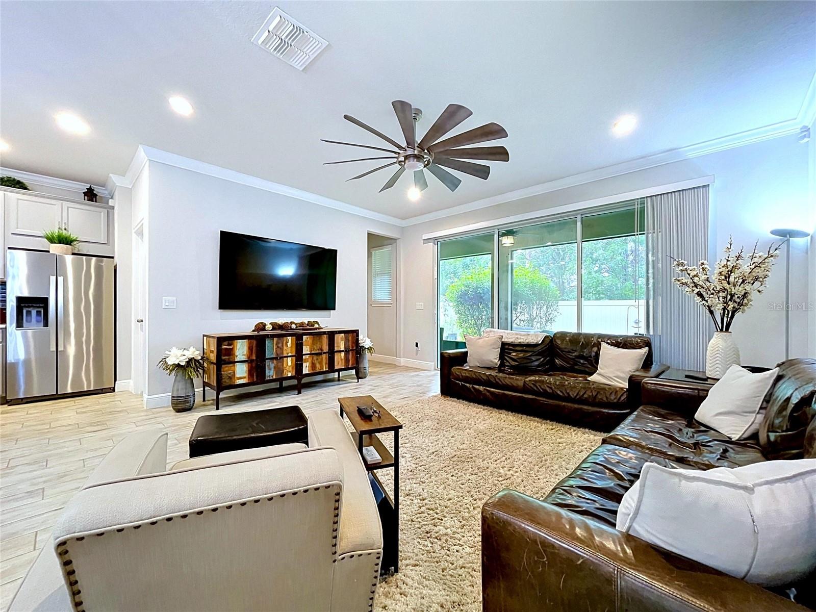 SONATA - AVEA POINTE - Residential