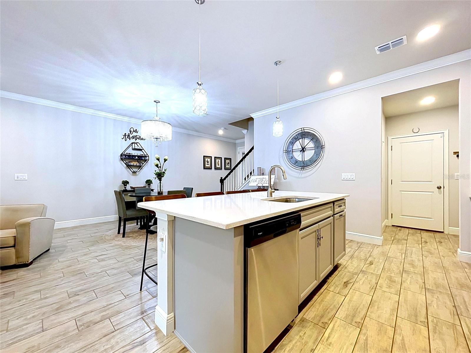 SONATA - AVEA POINTE - Residential