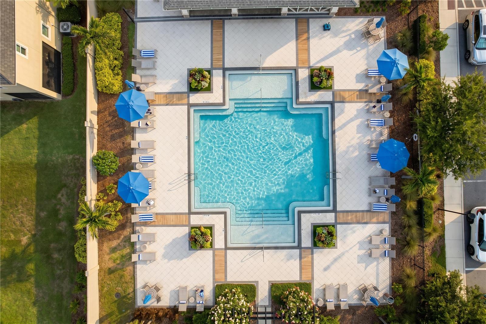 SONATA - AVEA POINTE - Residential
