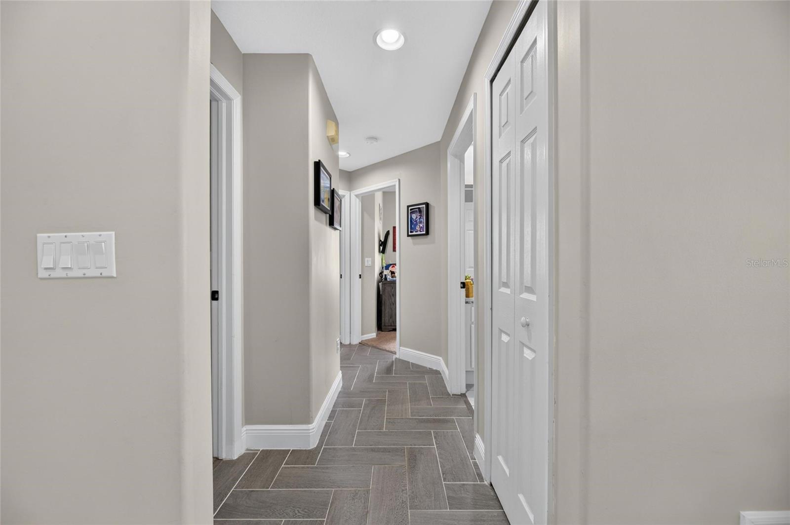 RIVERGLEN UNITS 5 6 & 7 PHAS - Residential