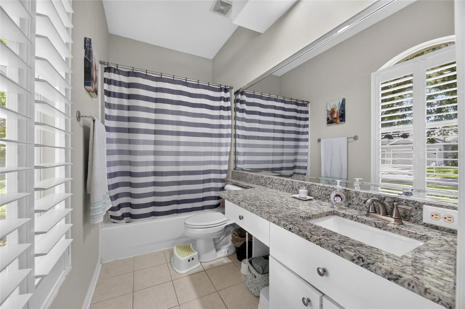 RIVERGLEN UNITS 5 6 & 7 PHAS - Residential