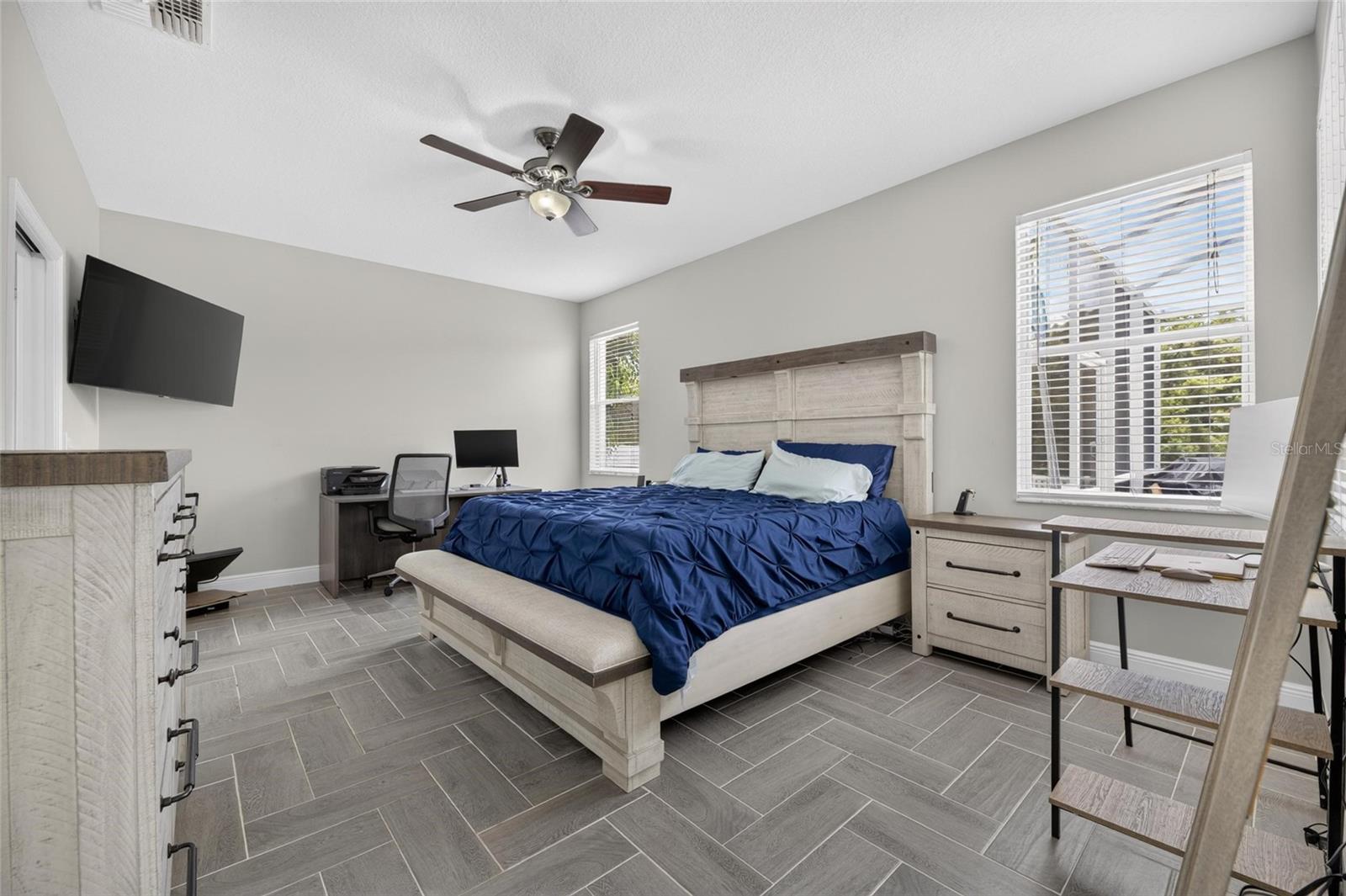 RIVERGLEN UNITS 5 6 & 7 PHAS - Residential