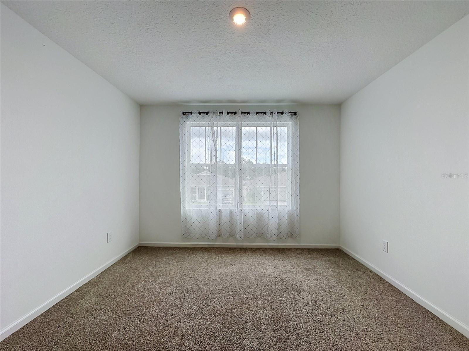 ADDISON LNDG - Residential