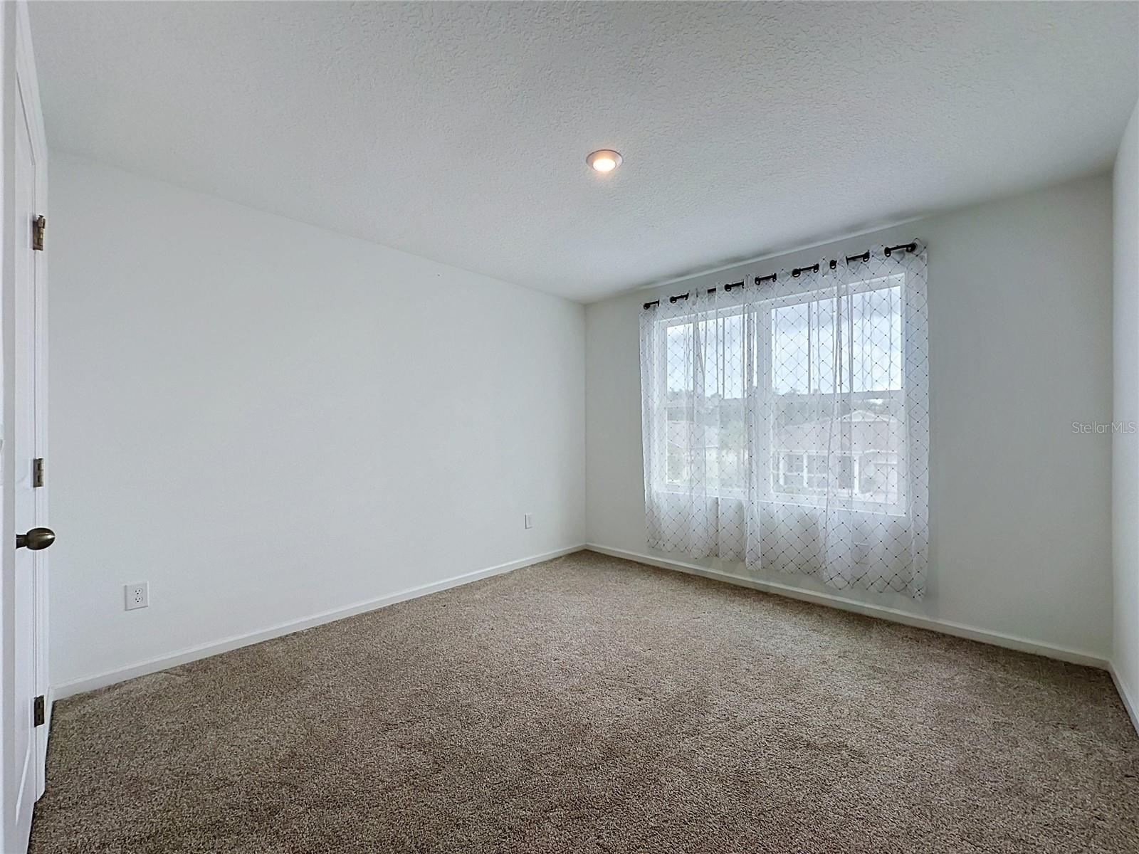 ADDISON LNDG - Residential