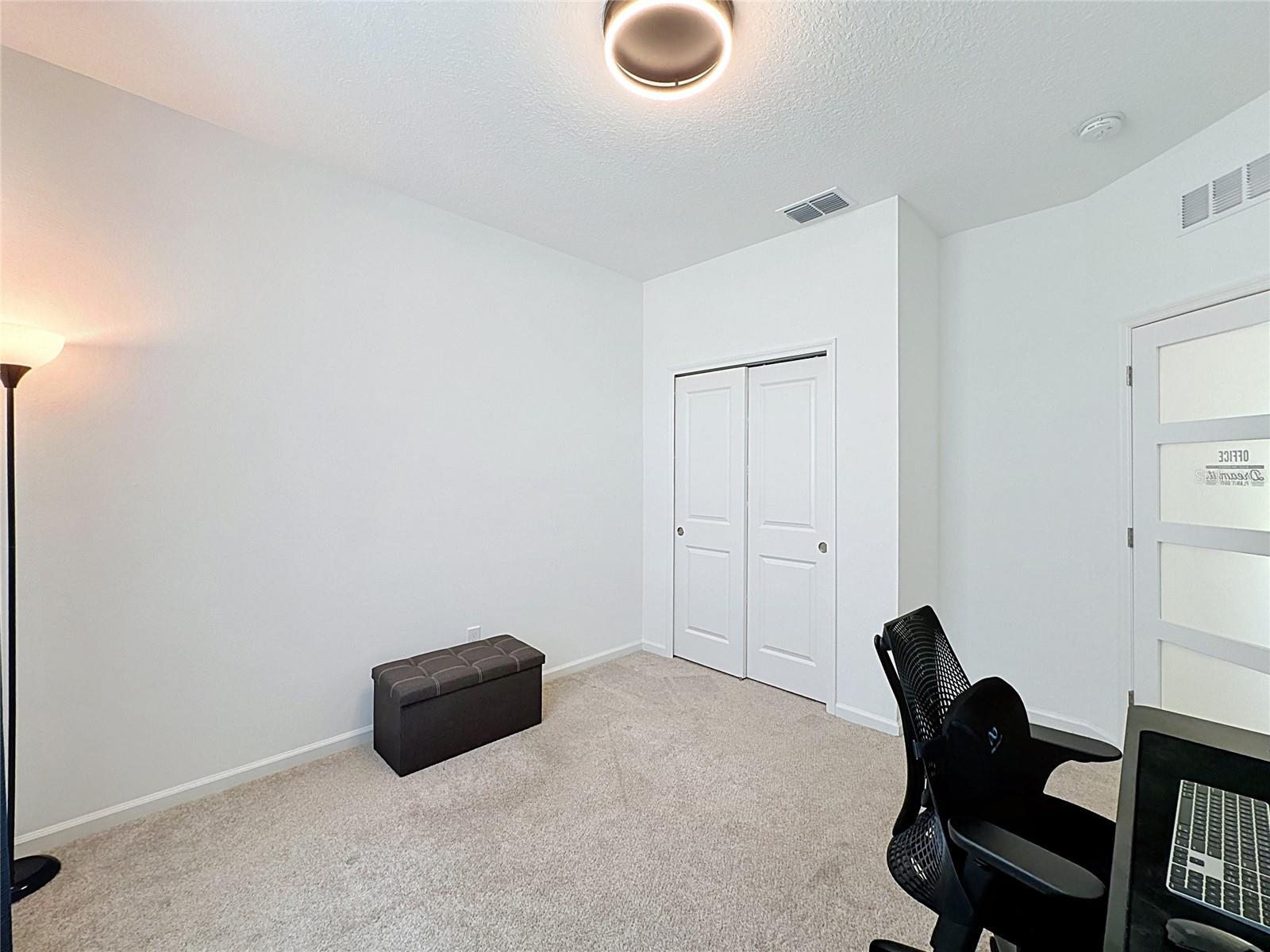 ADDISON LNDG - Residential