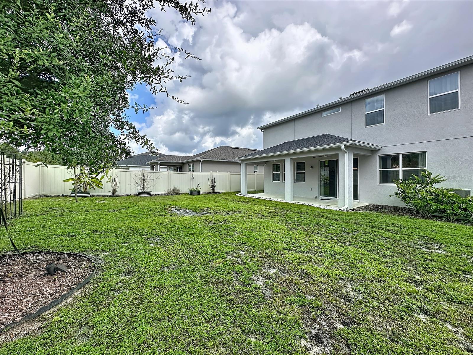 ADDISON LNDG - Residential