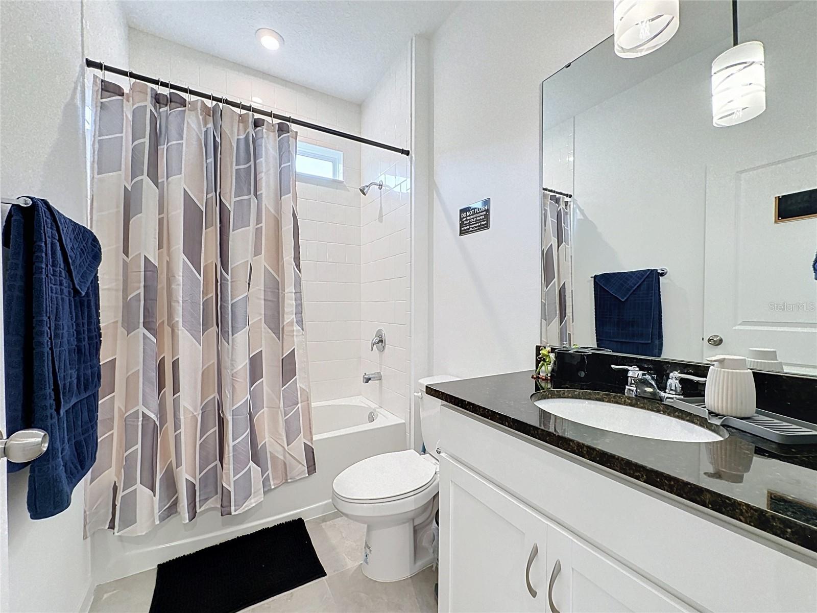 ADDISON LNDG - Residential