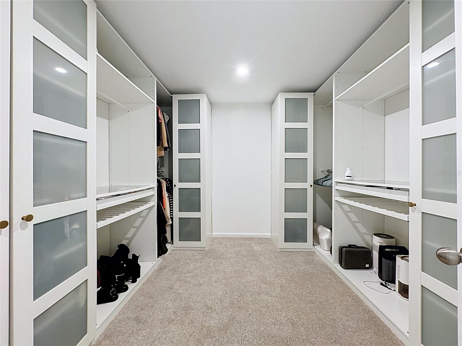 ADDISON LNDG - Residential