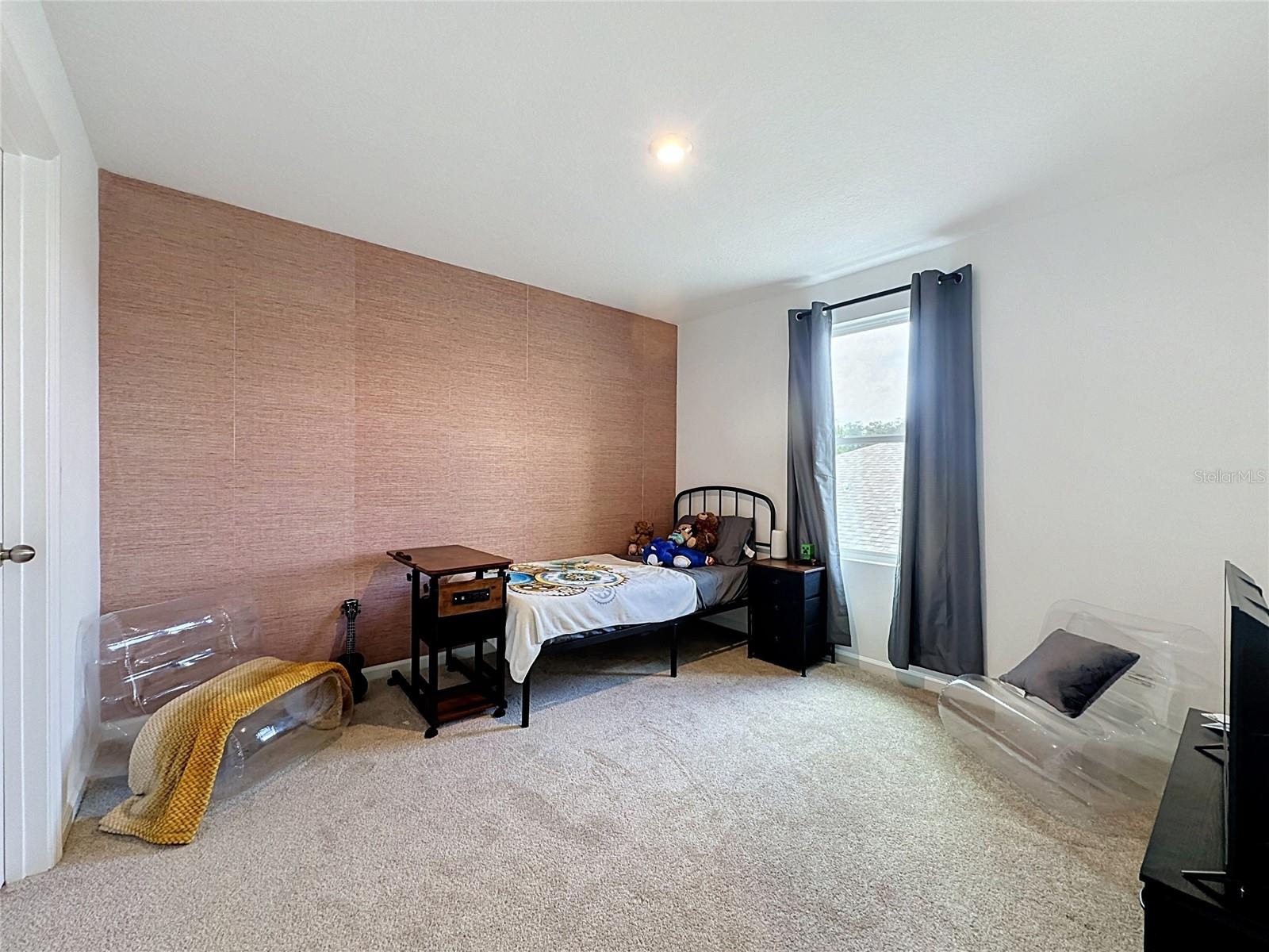 ADDISON LNDG - Residential
