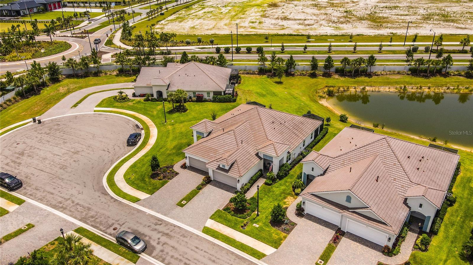 WYSTERIA WELLEN PARK VILLAGE F-4 - Residential