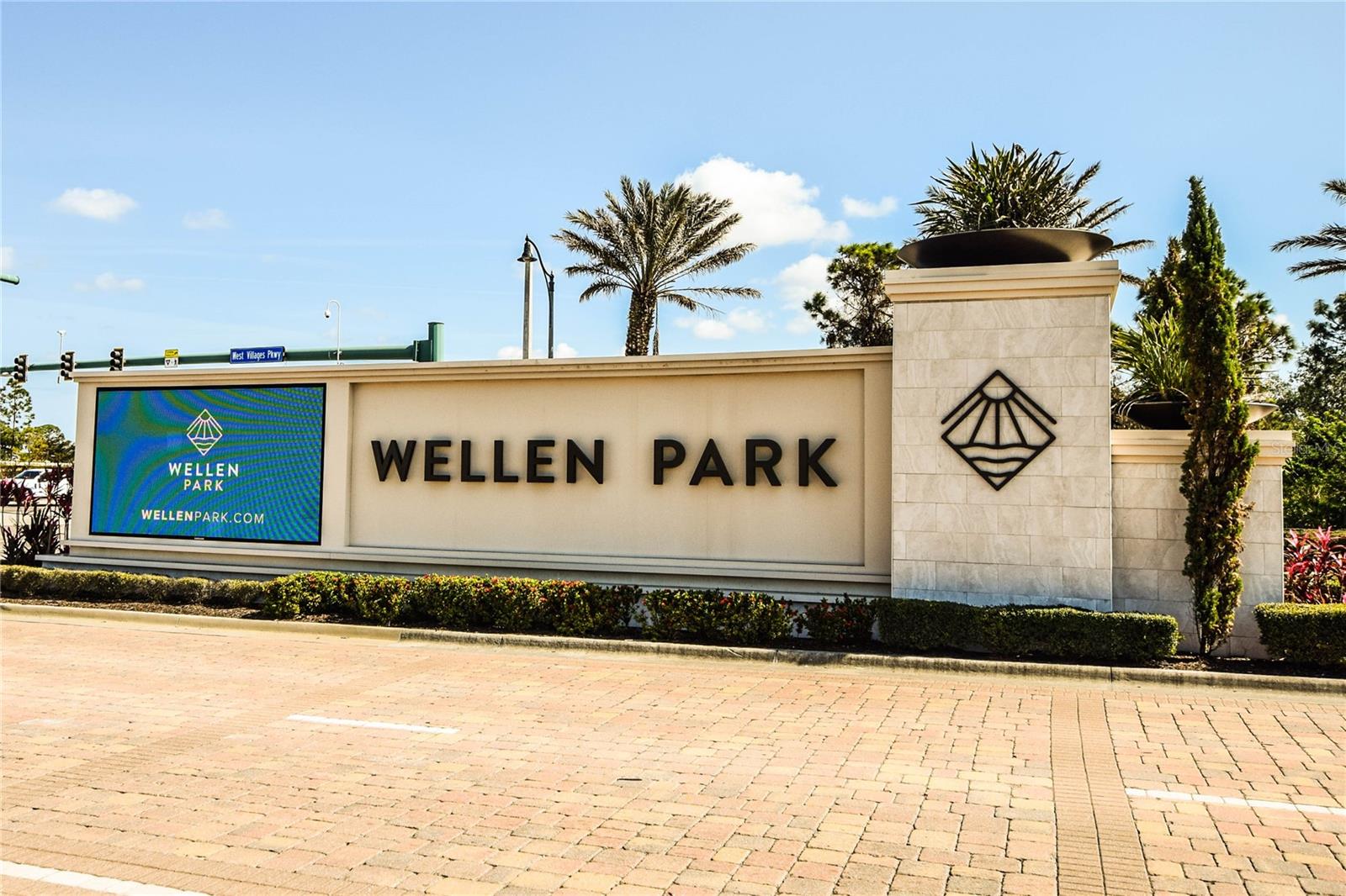 WYSTERIA WELLEN PARK VILLAGE F-4 - Residential