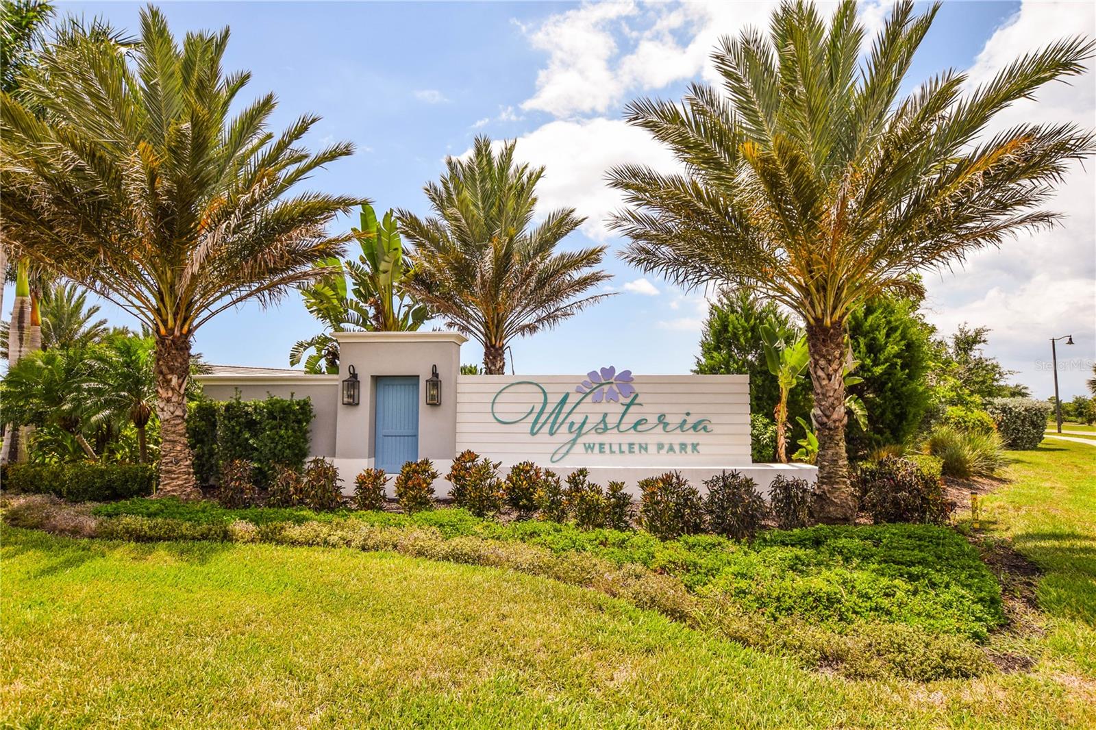 WYSTERIA WELLEN PARK VILLAGE F-4 - Residential