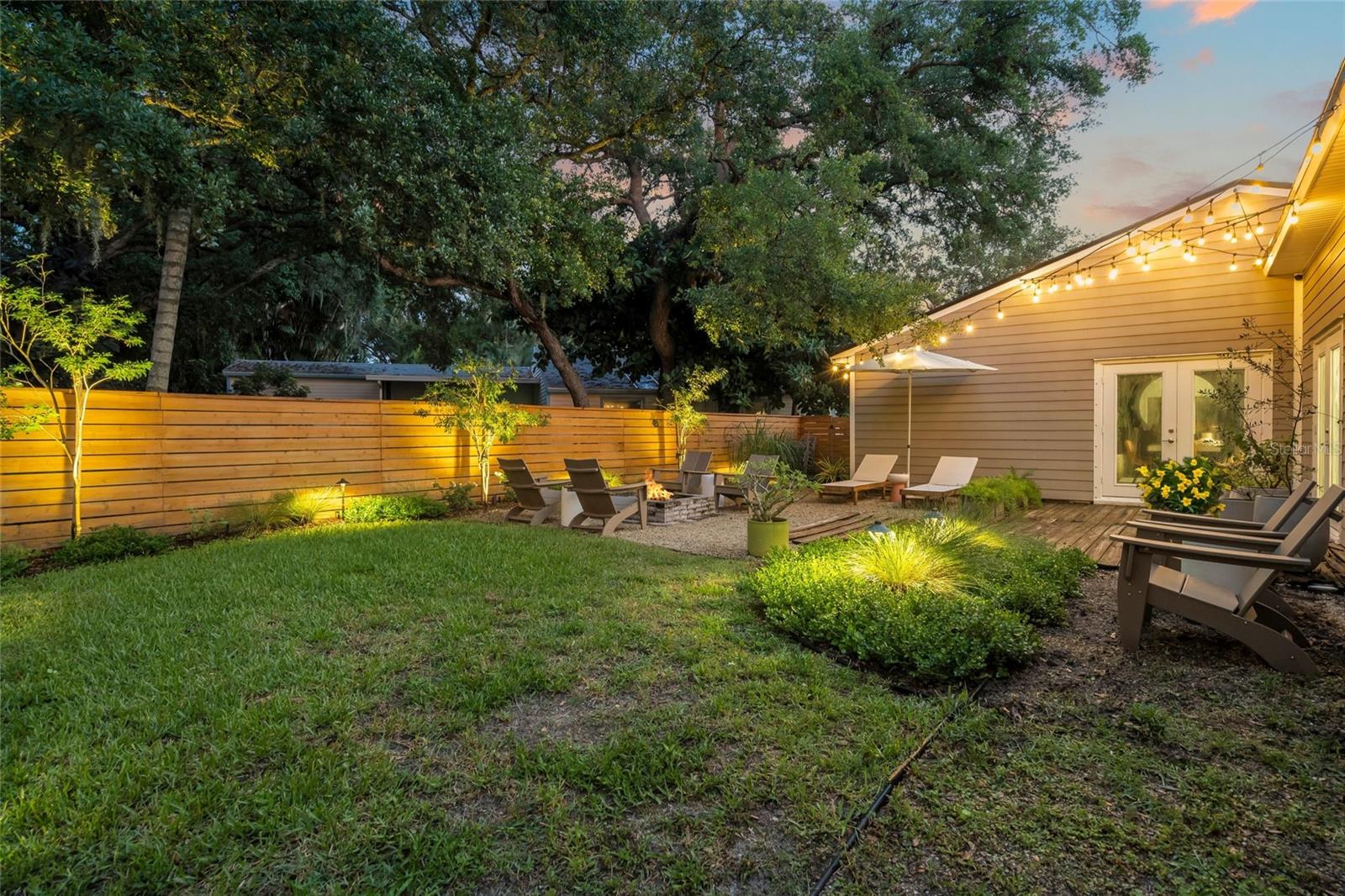 BEARDED OAKS - Residential