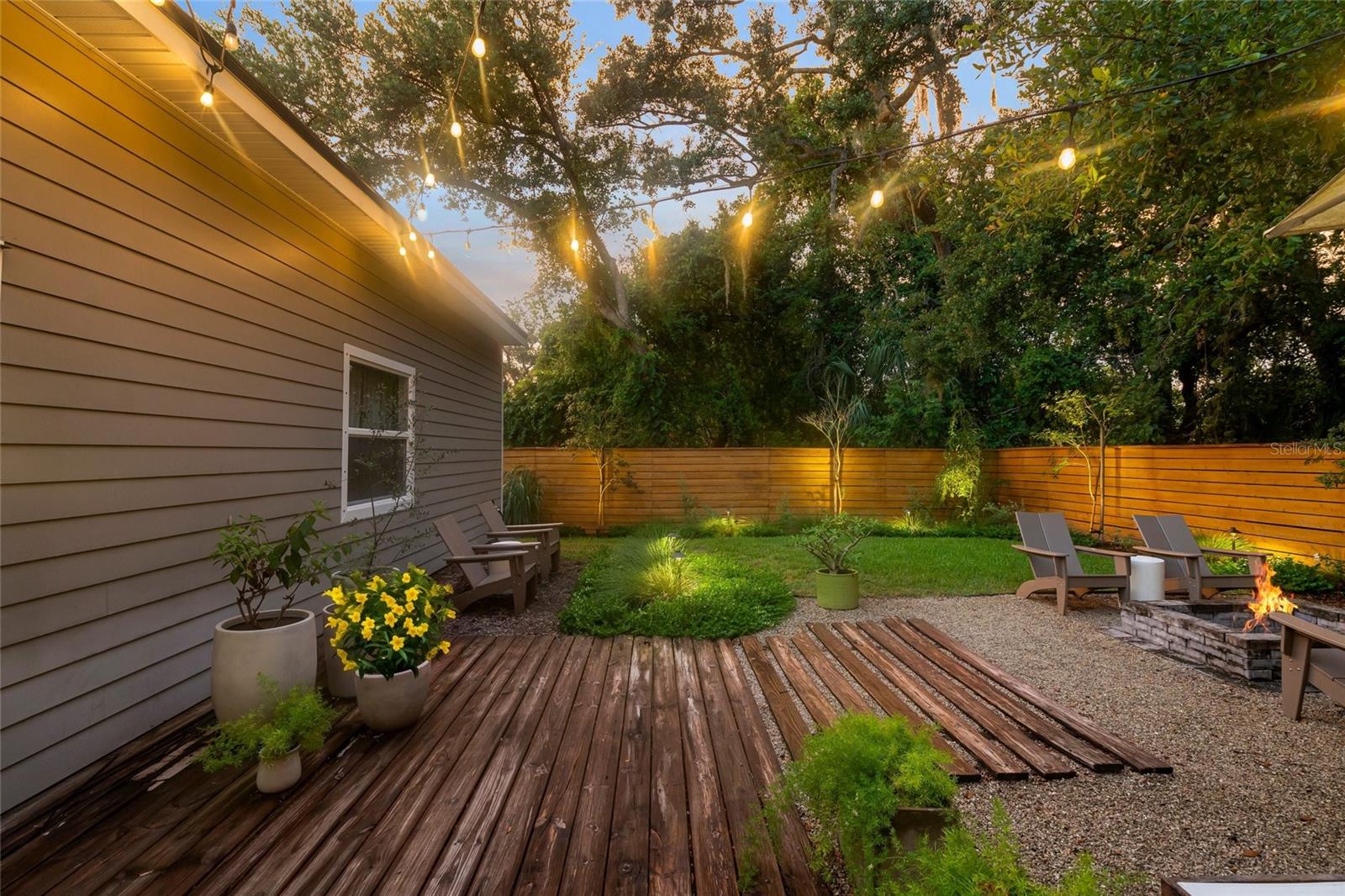 BEARDED OAKS - Residential