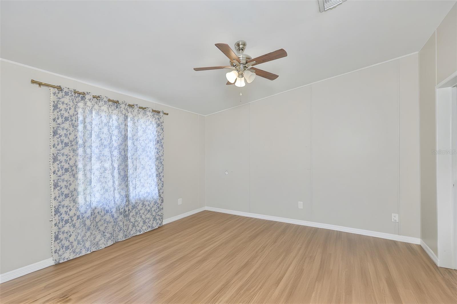 TROPICAL ACRES SOUTH UNIT 5A - Residential