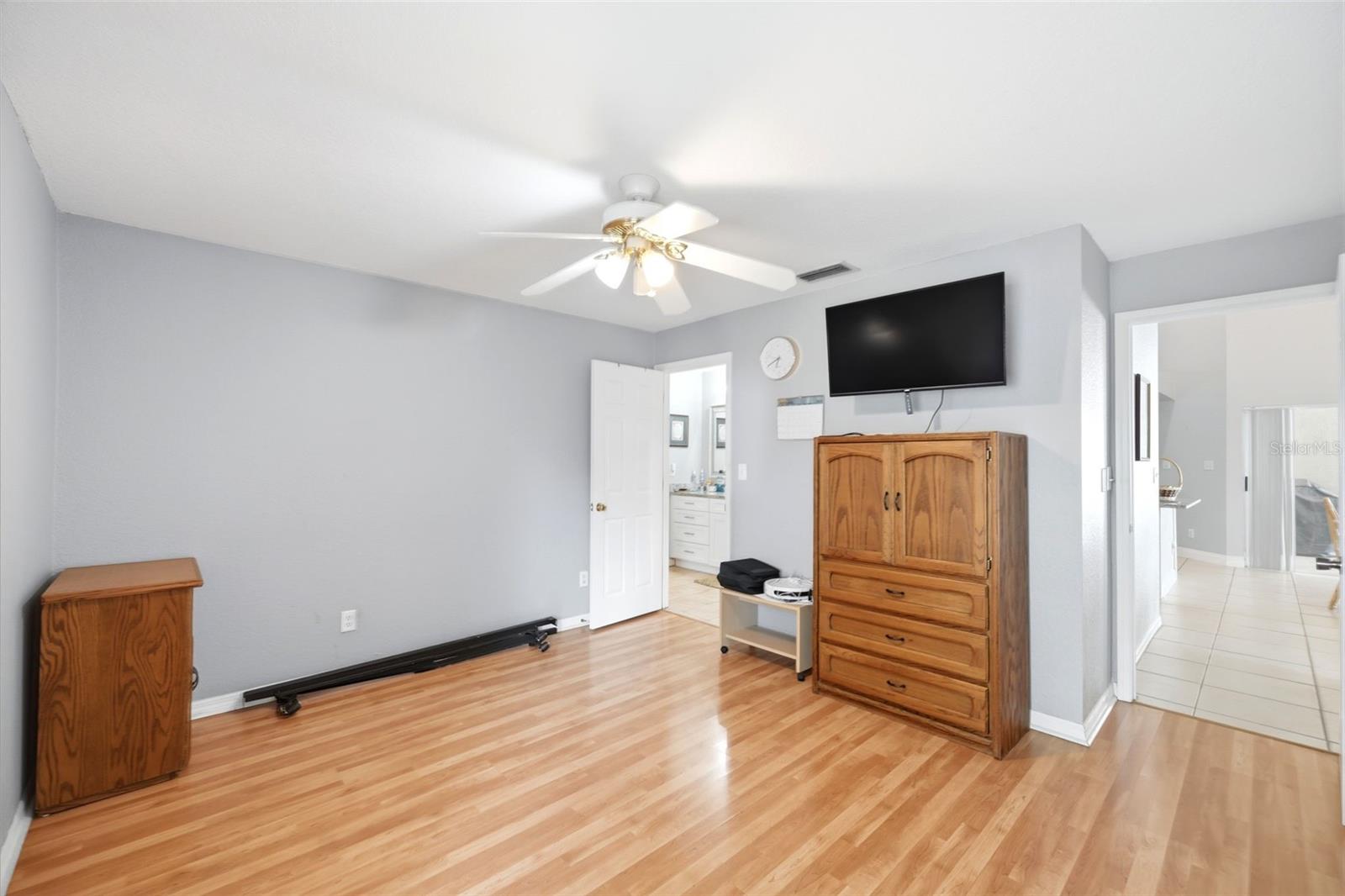 HERITAGE CREST - Residential