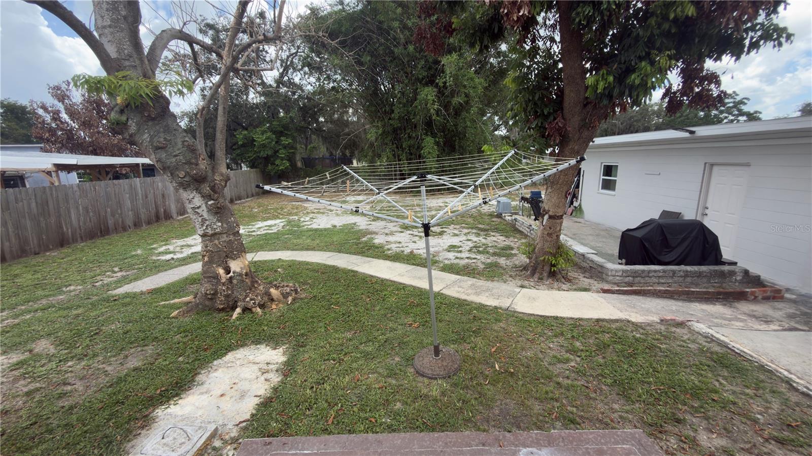 COUNTRY CLUB ESTATES SUB - Residential