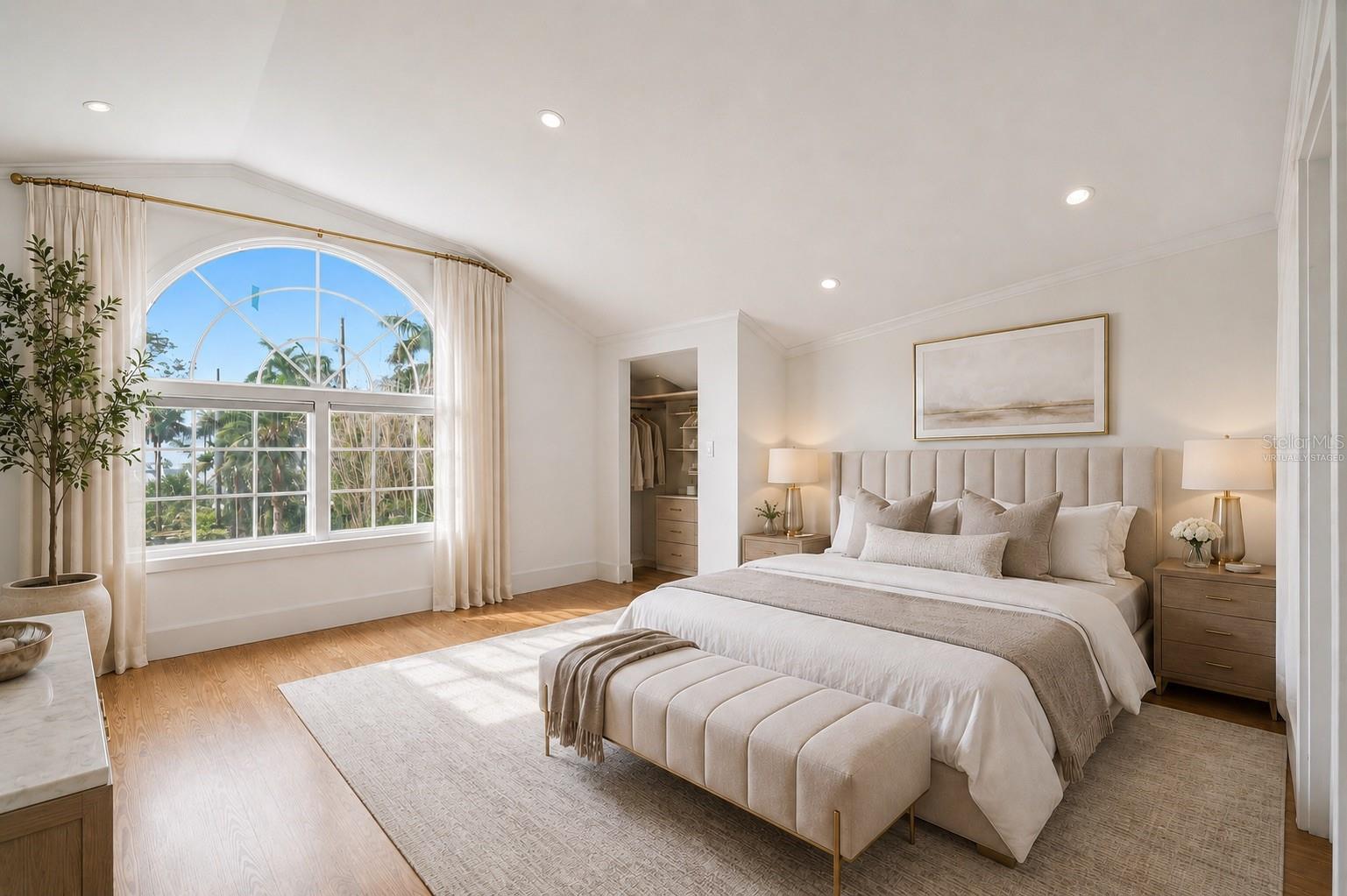 BAY ISLAND - Residential