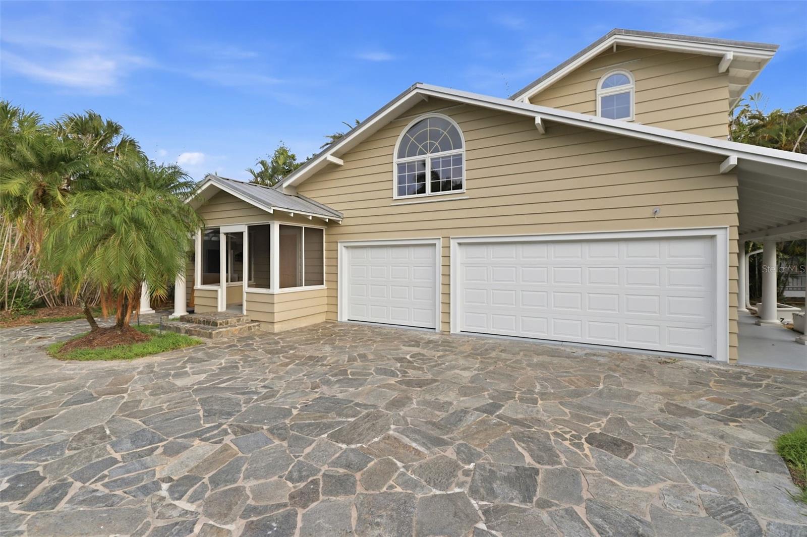 BAY ISLAND - Residential
