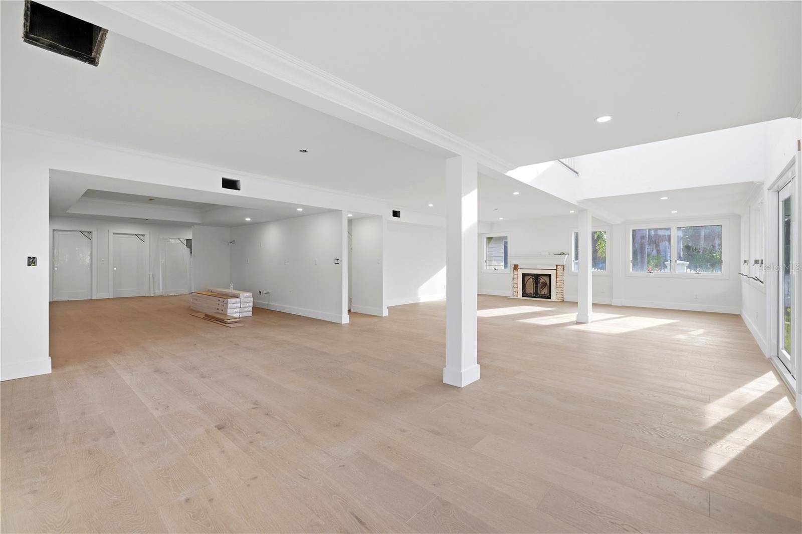 BAY ISLAND - Residential