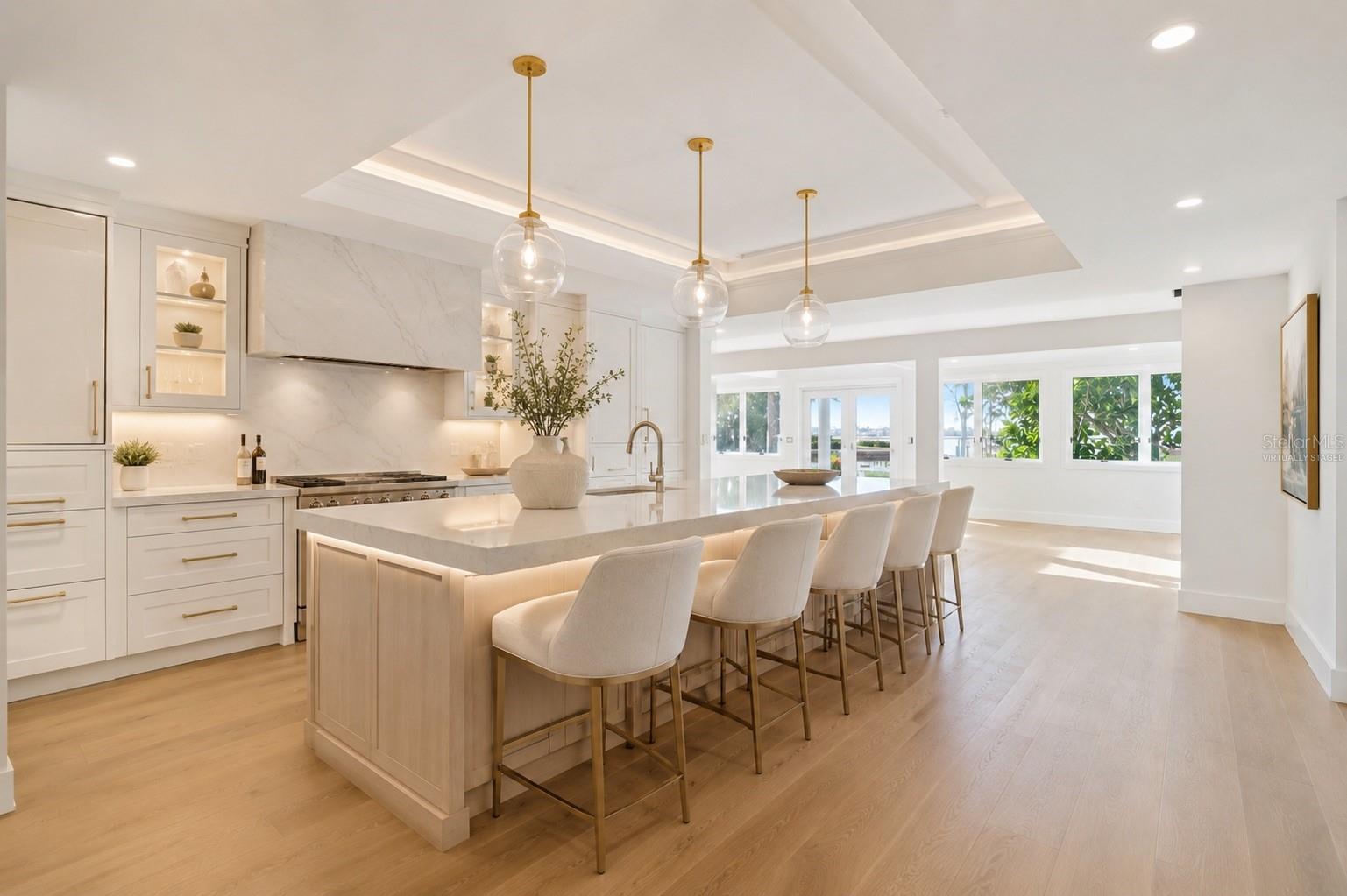 BAY ISLAND - Residential
