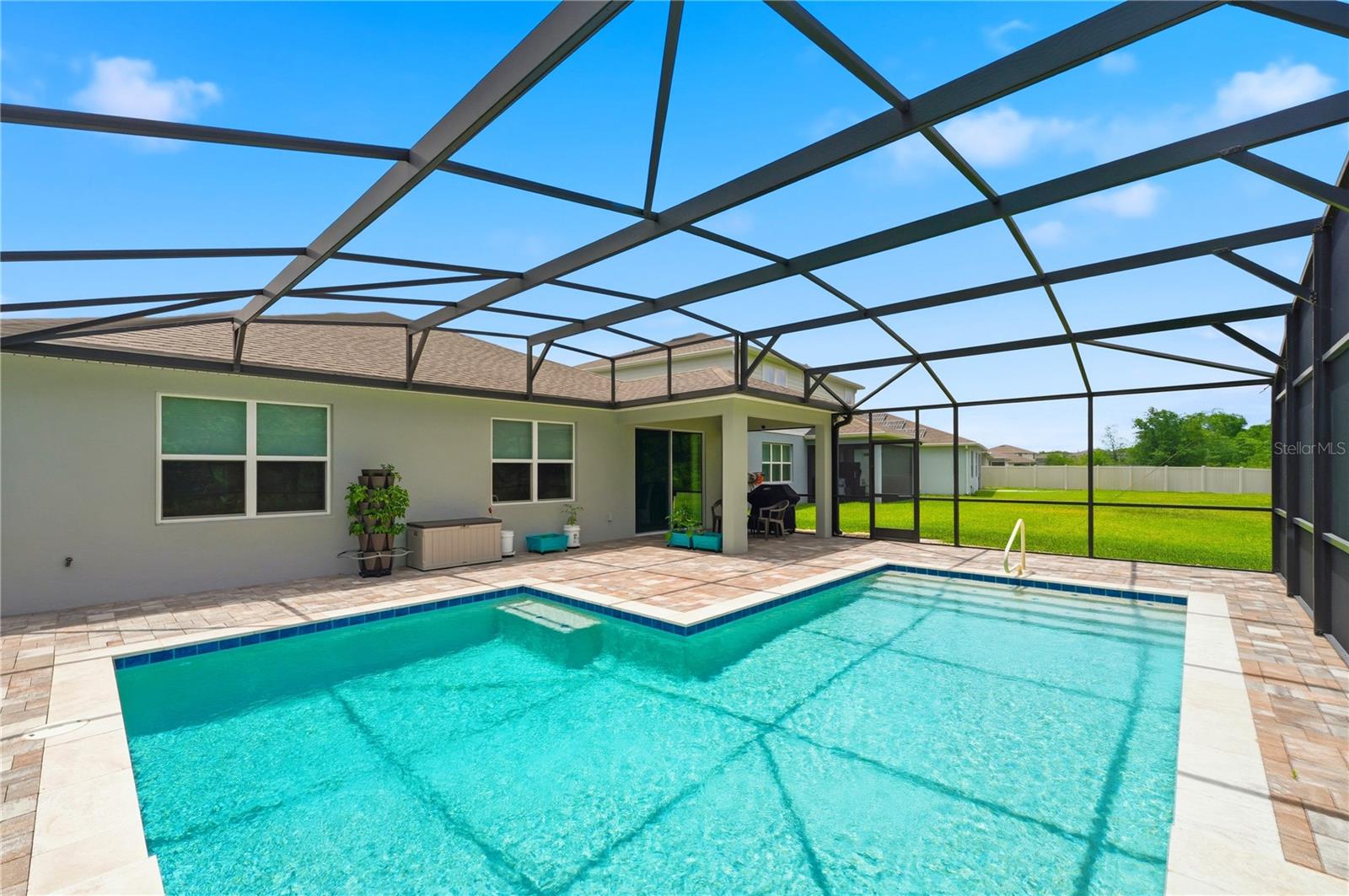 PINEWOOD RESERVE - Residential
