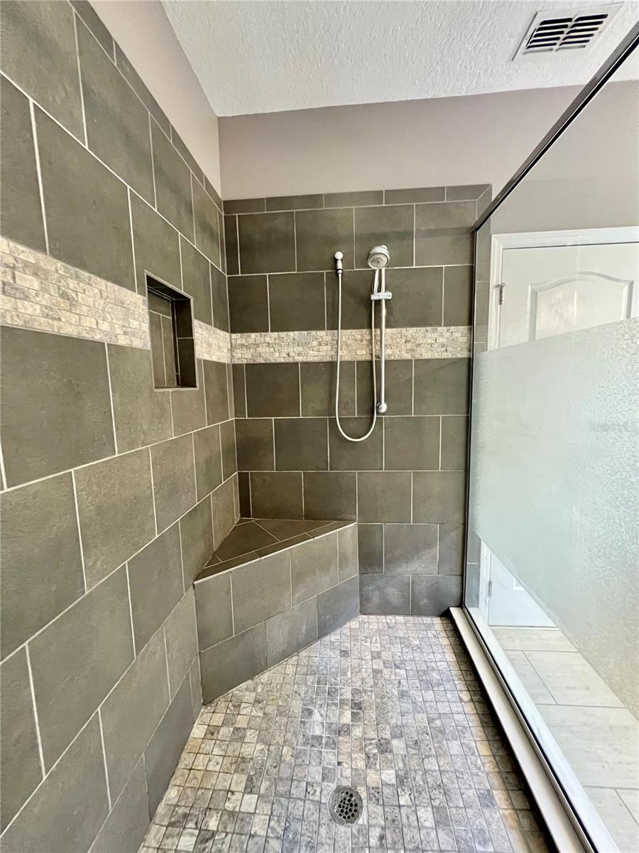 LANDINGS AT PORT TAMPA - Residential Lease