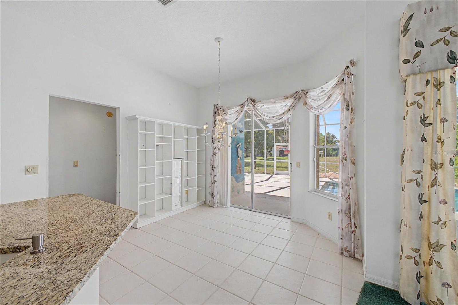 SEVEN HILLS - Residential