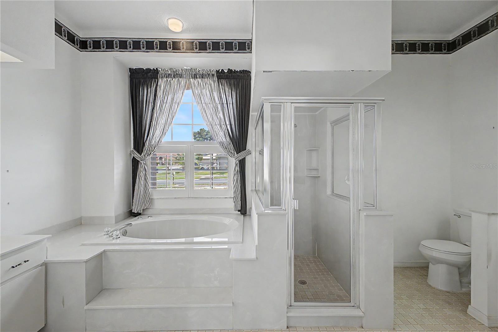 SEVEN HILLS - Residential