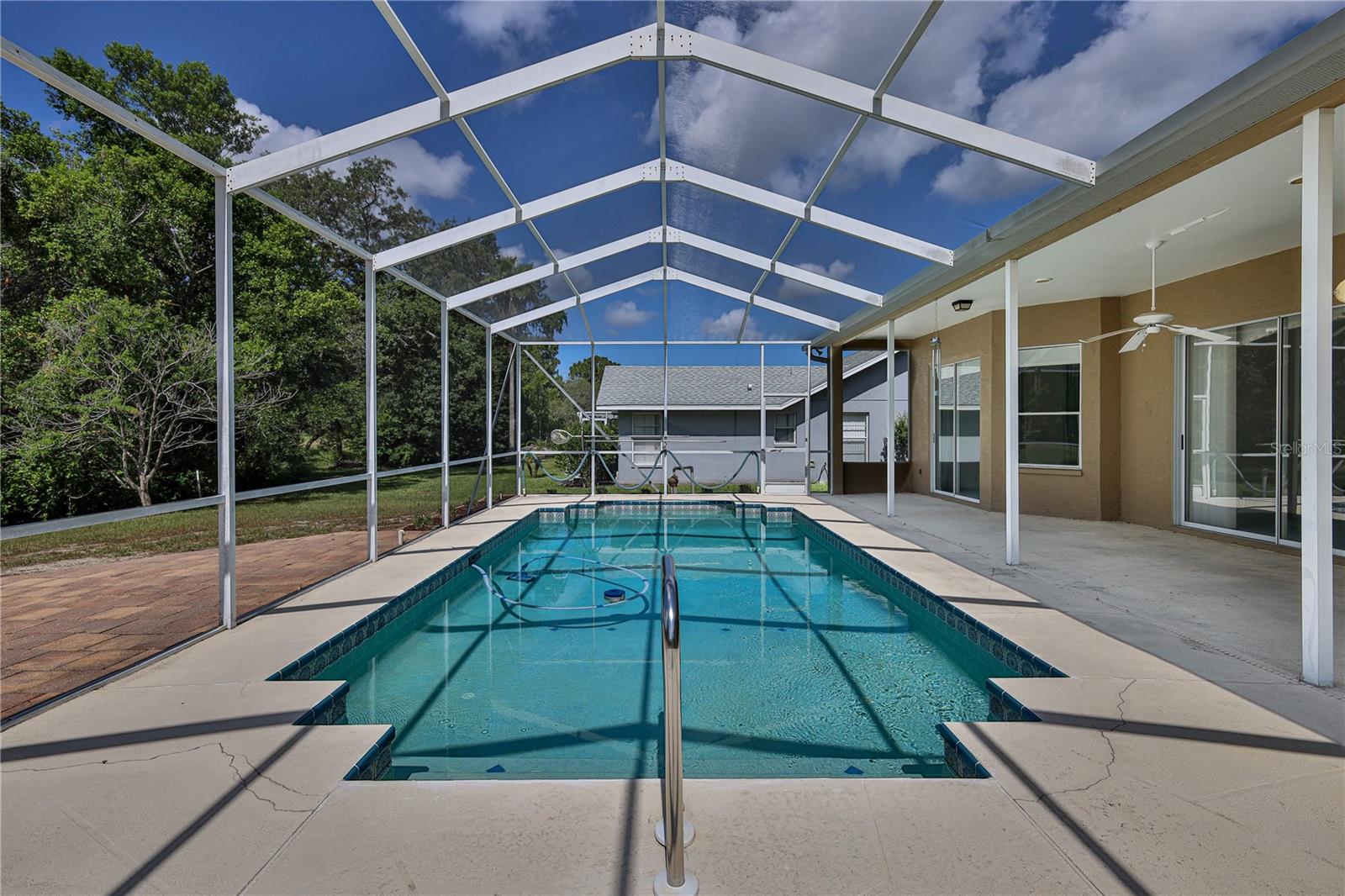 SEVEN HILLS - Residential