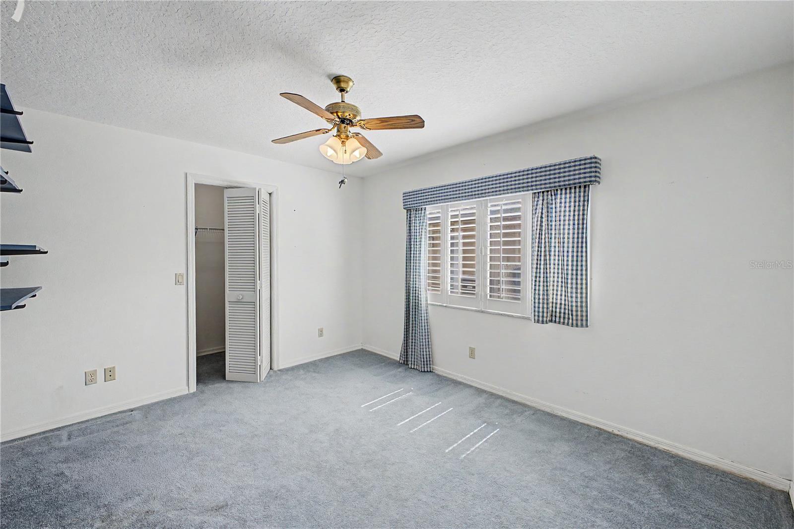 SEVEN HILLS - Residential