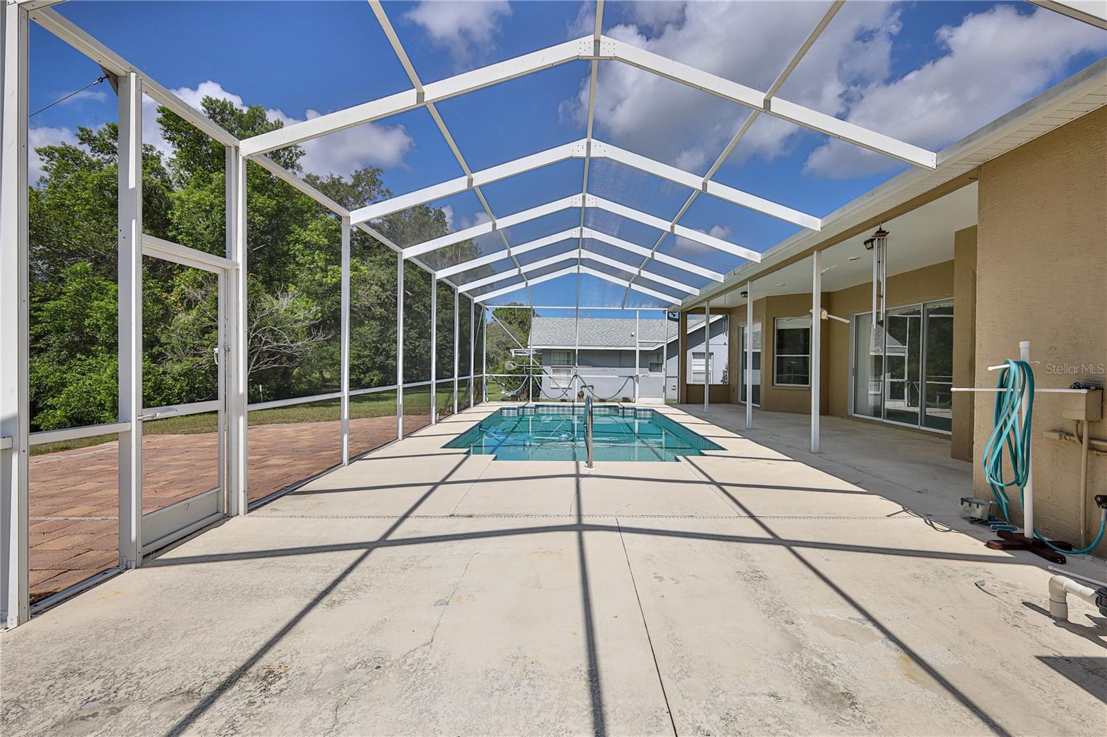 SEVEN HILLS - Residential