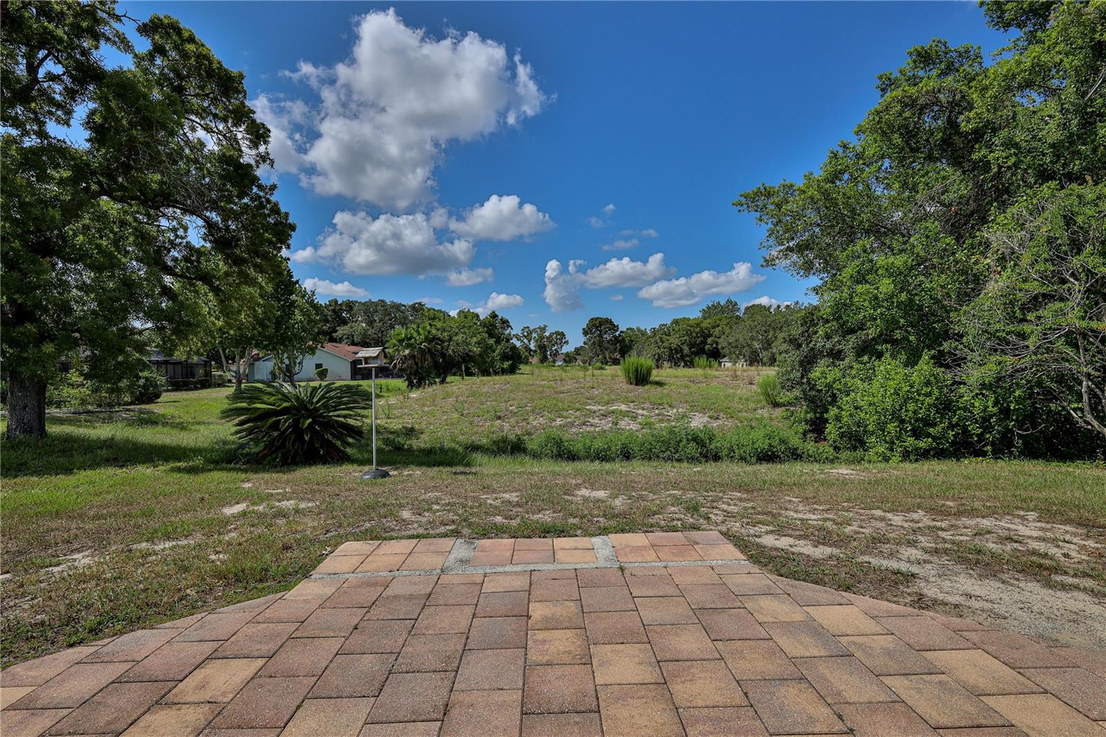 SEVEN HILLS - Residential