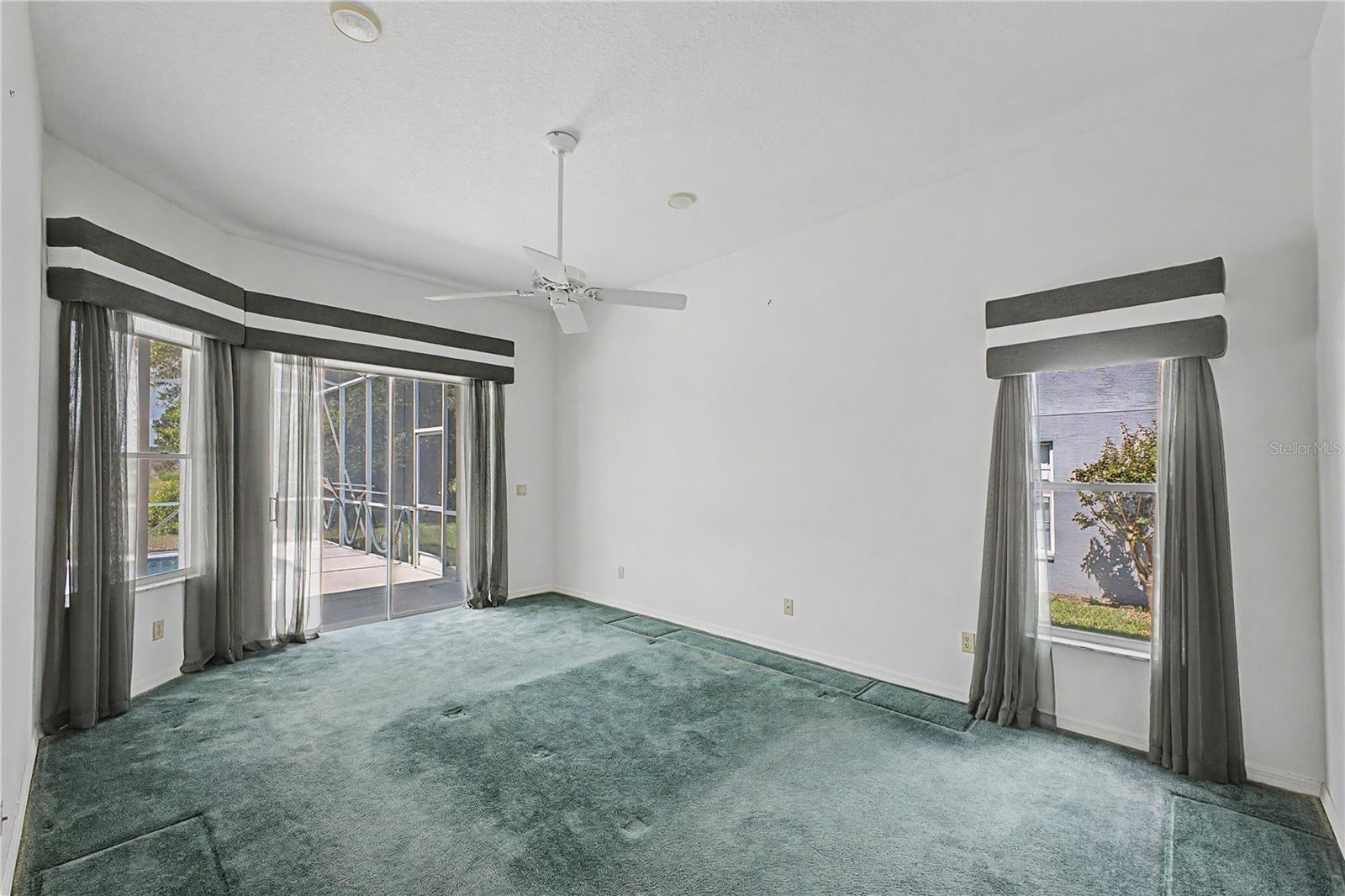 SEVEN HILLS - Residential