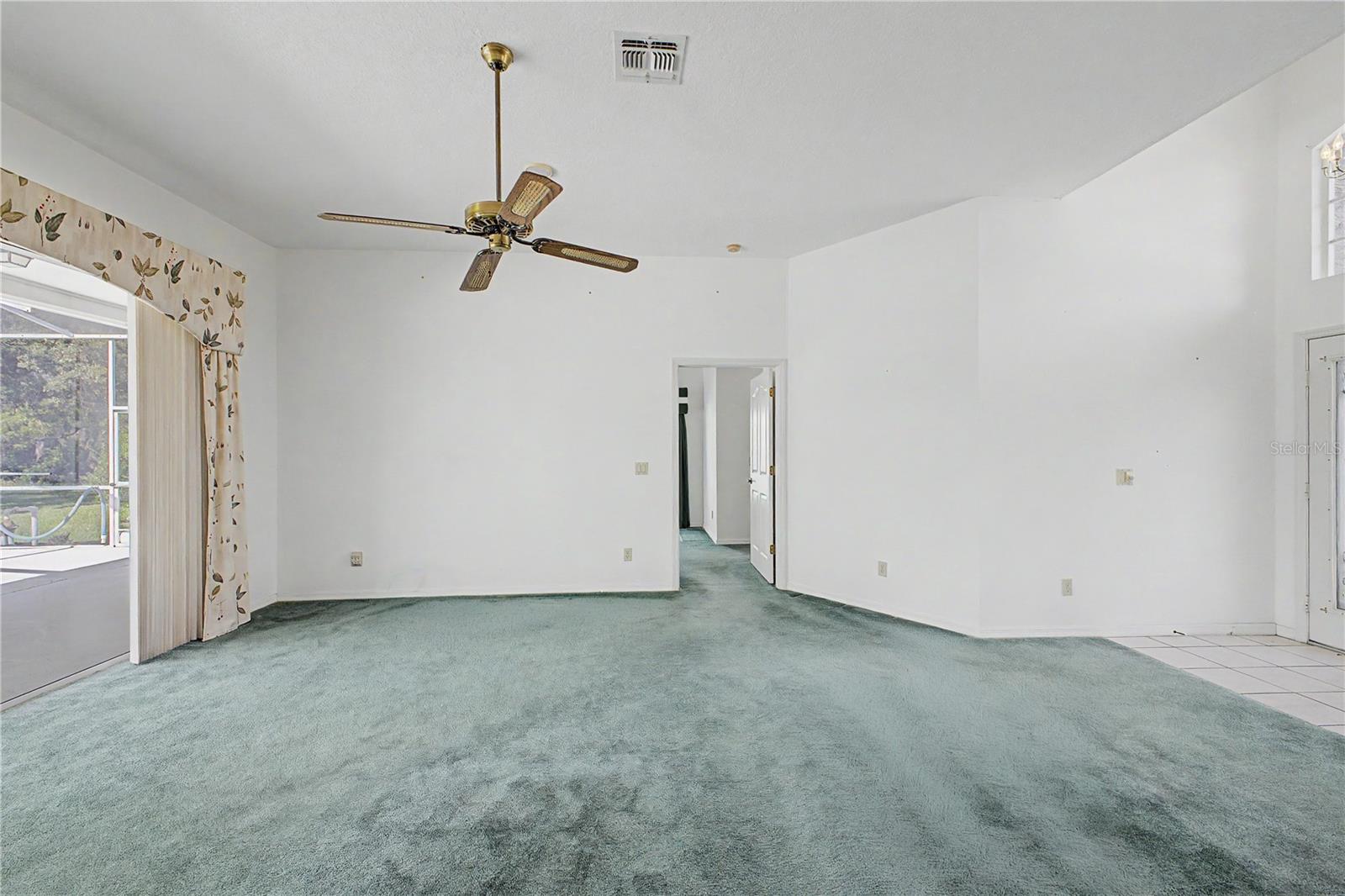 SEVEN HILLS - Residential