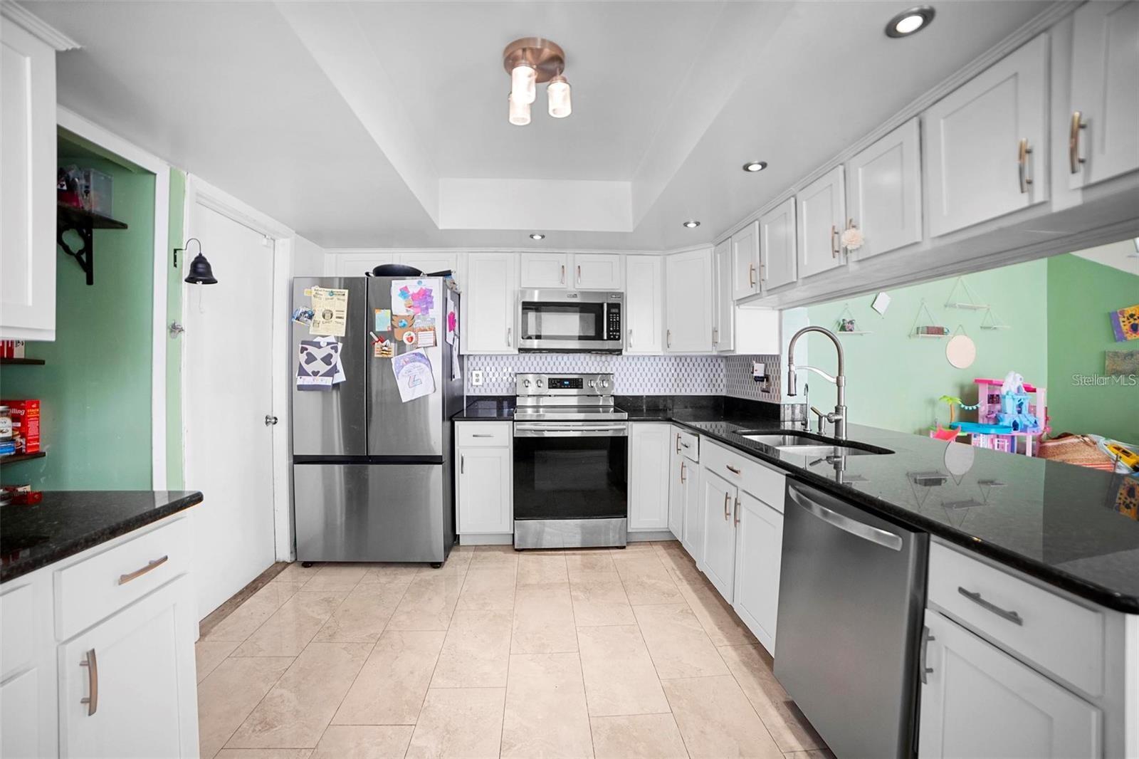 SHADOWBAY UNIT 2 PH 2 - Residential