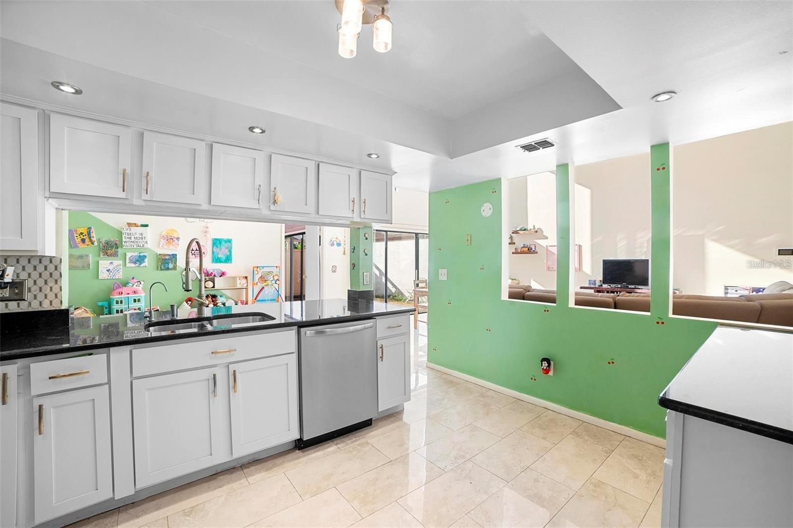 SHADOWBAY UNIT 2 PH 2 - Residential