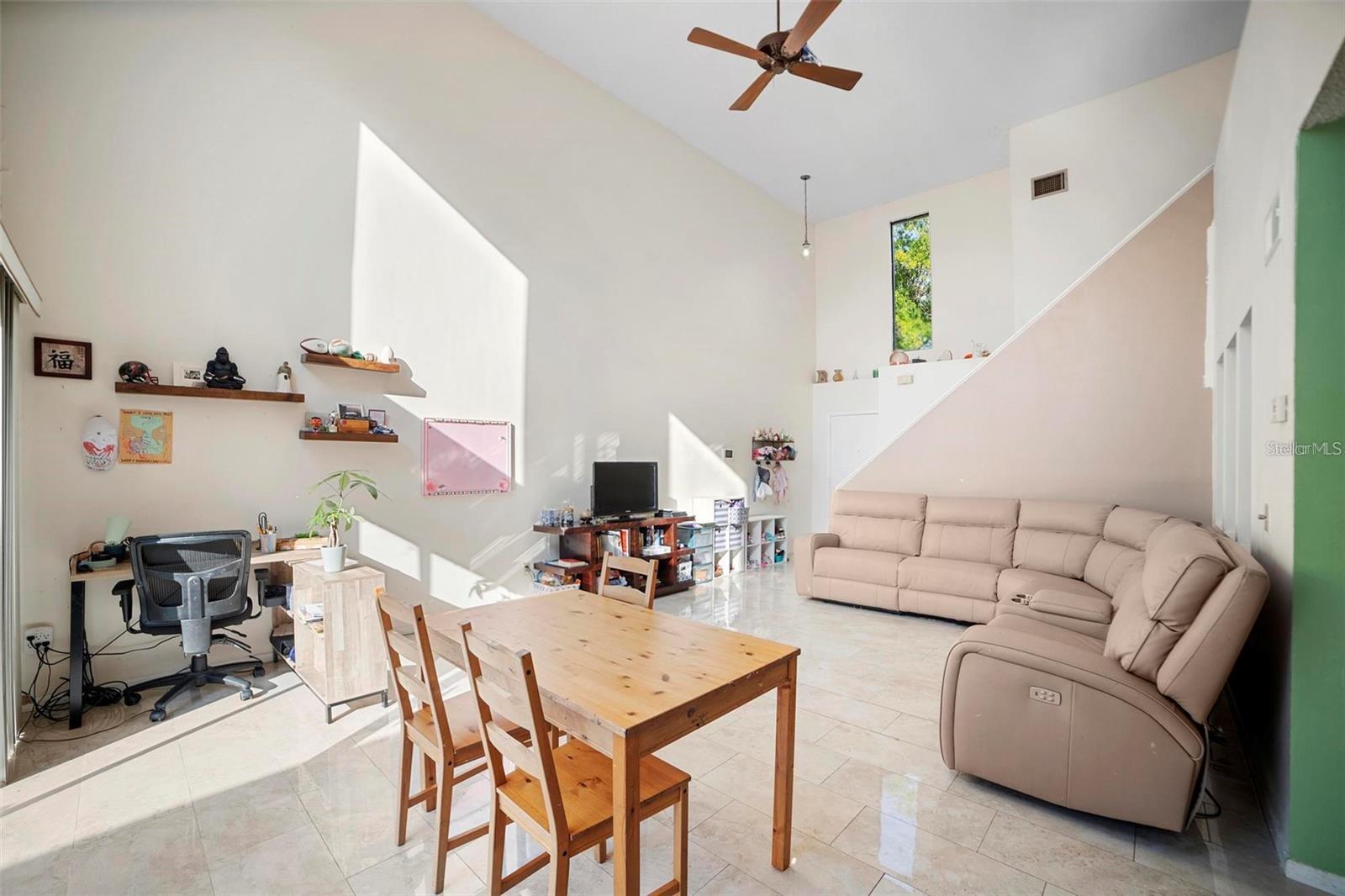 SHADOWBAY UNIT 2 PH 2 - Residential