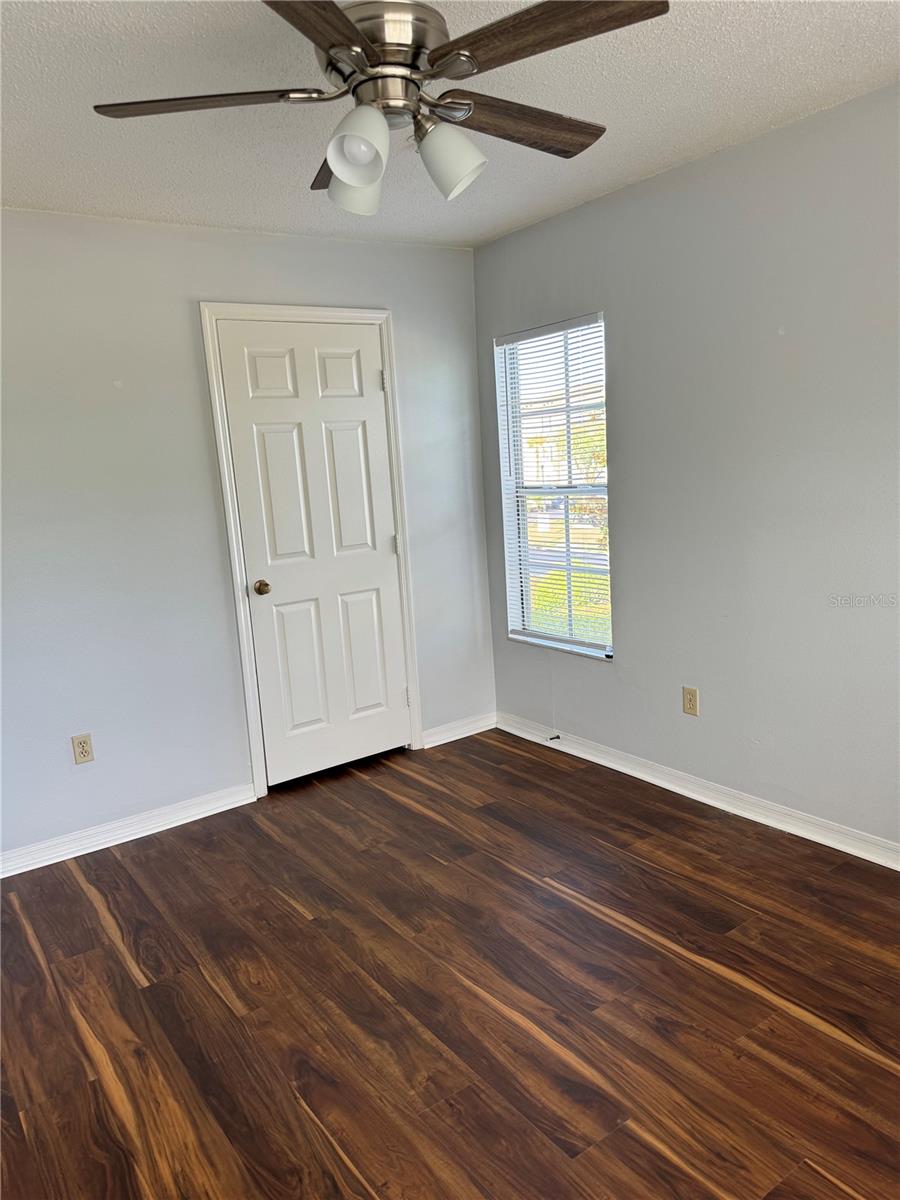 VILLAS AT LAKESIDE A CONDO - Residential Lease
